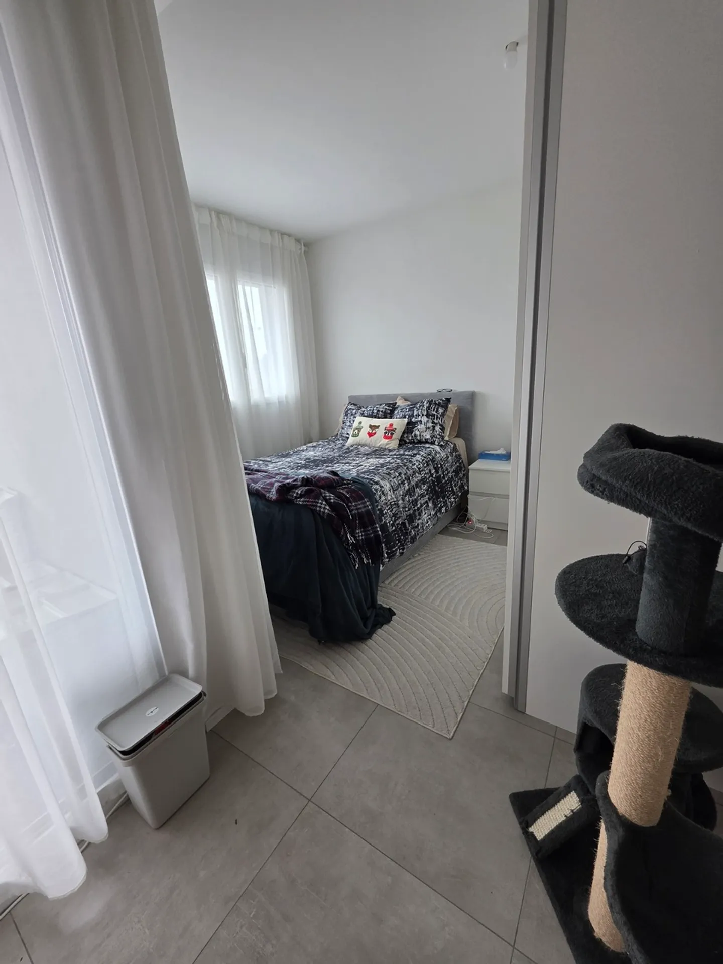 Magnifico studio nel cuore di Siviriez, con balcone - Foto 3 di 6