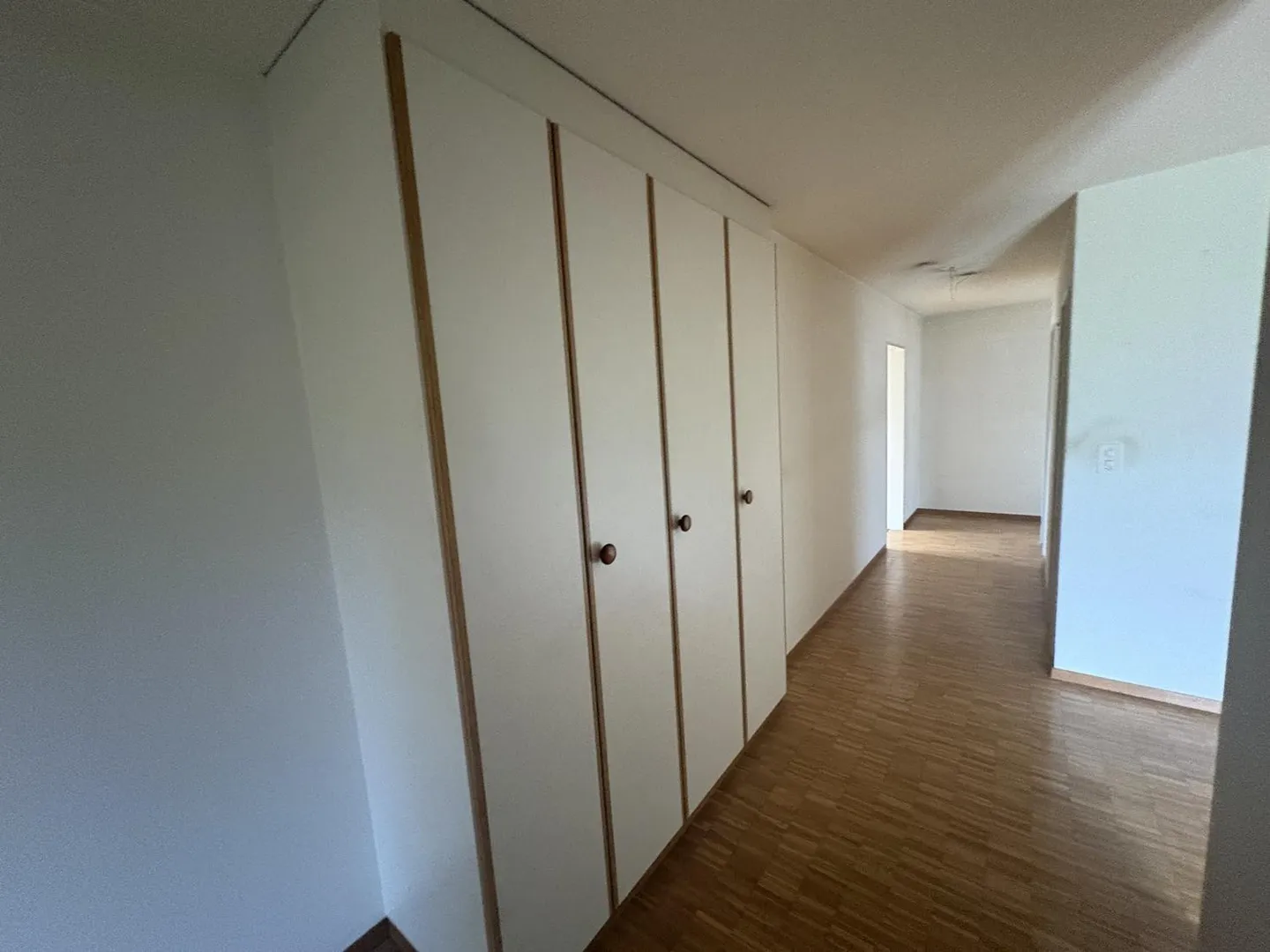 Appartamento 3.5 locali appena ristrutturato di circa 100 m² a Bülach - Foto 3 di 8