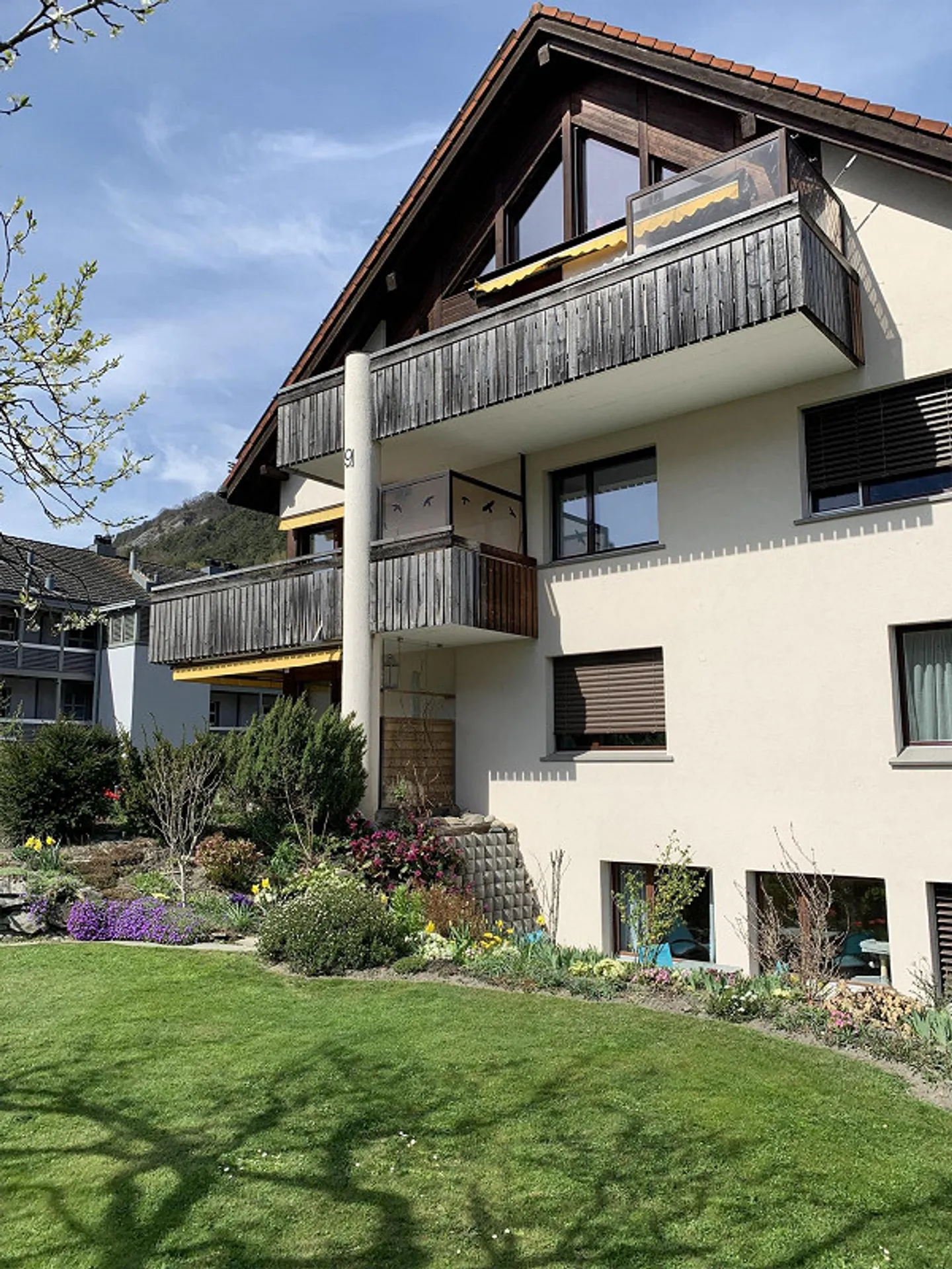 Maisonette Dachwohnung 4 1/2 Zimmer mit Galerie - Foto 1 von 20