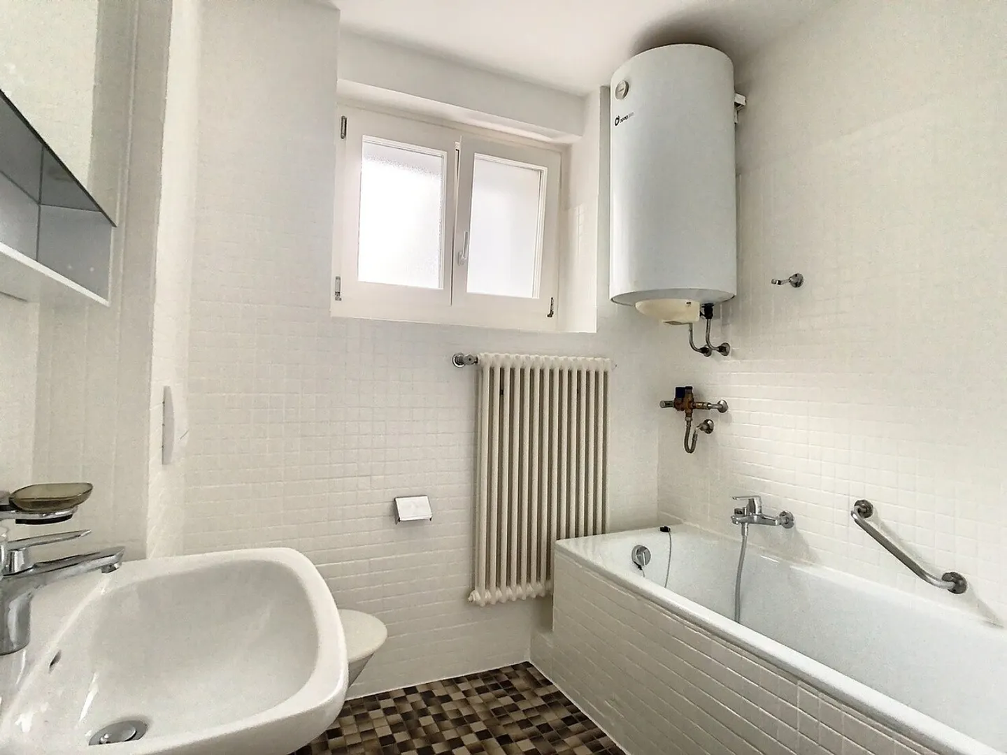 Charming 2-room apartment - Photo 6 of 9