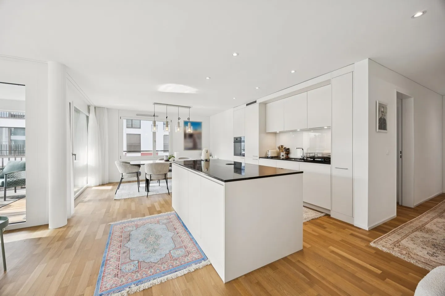 High-quality 3.5-room new apartment - Photo 2 of 25