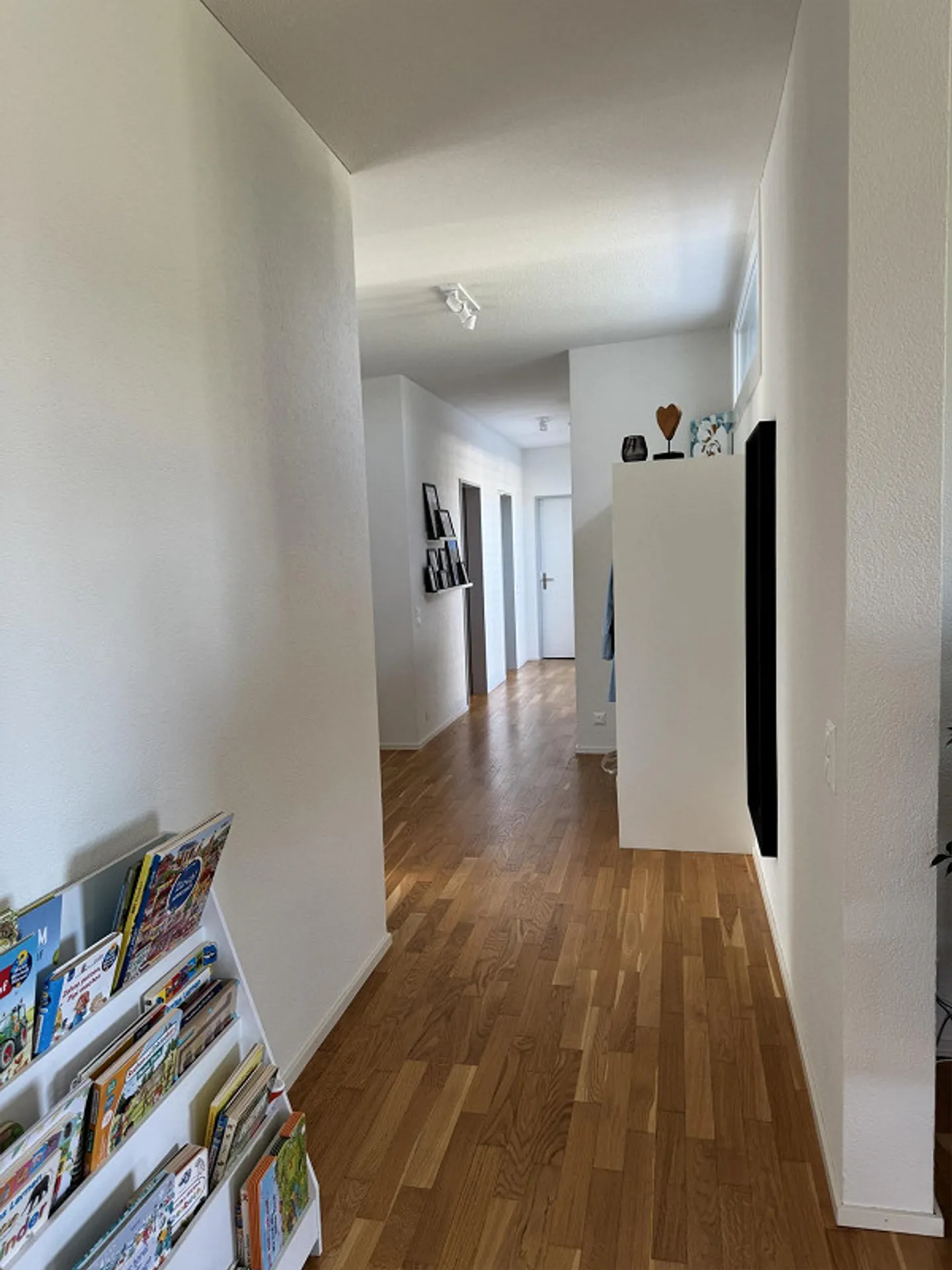 Geräumige Attikawohnung mit Terrassen - Foto 7 von 24