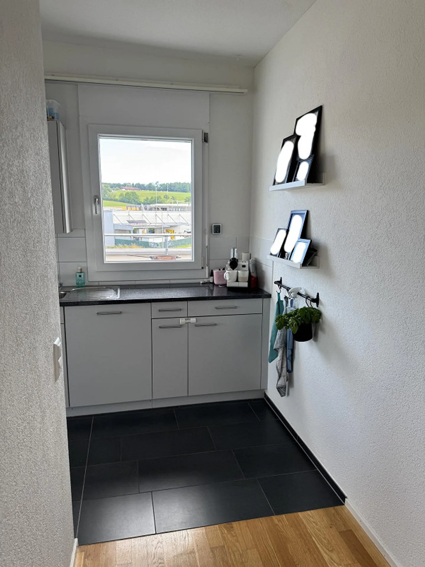 Geräumige Attikawohnung mit Terrassen - Foto 11 von 24