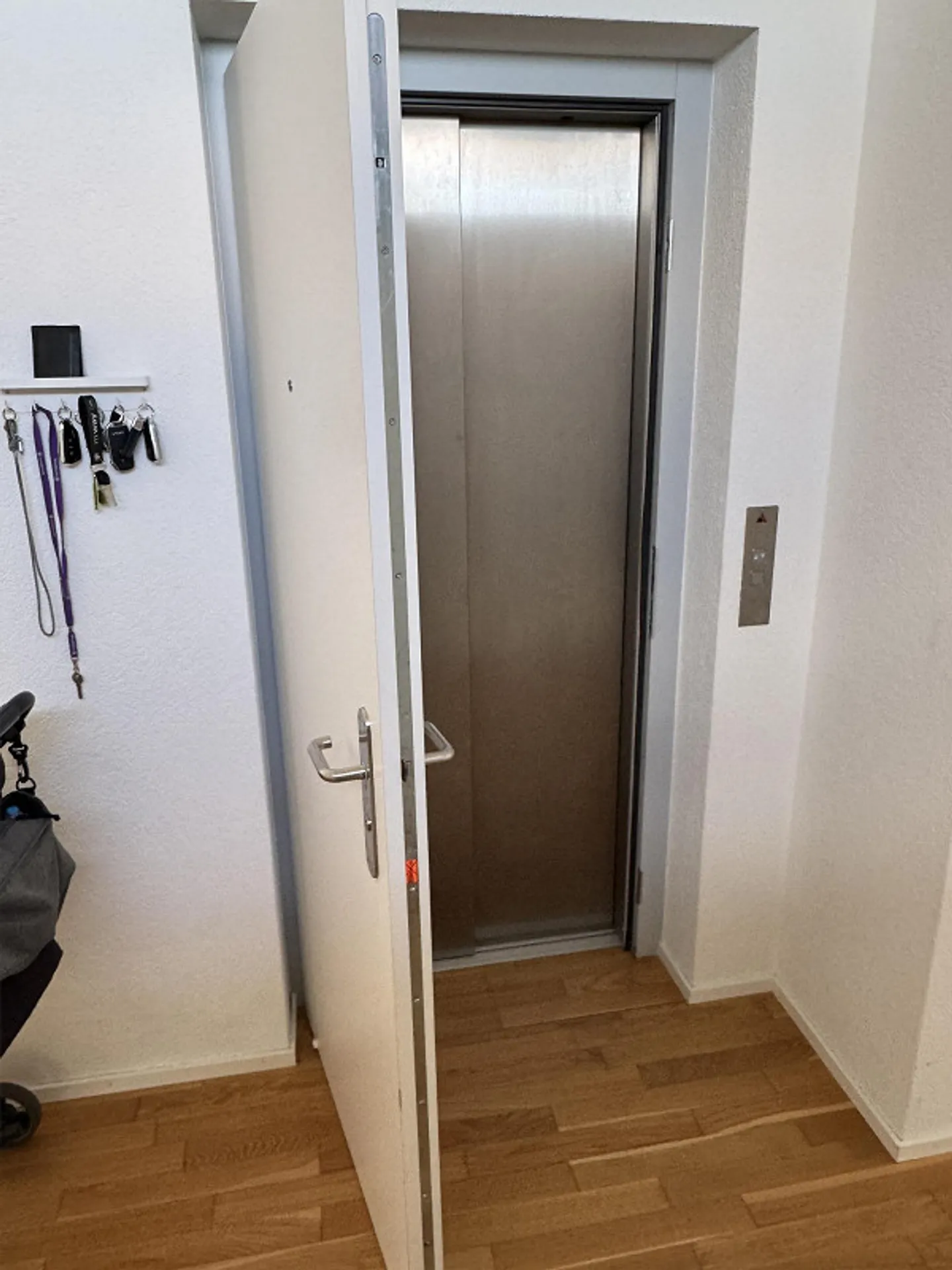 Geräumige Attikawohnung mit Terrassen - Foto 12 von 24