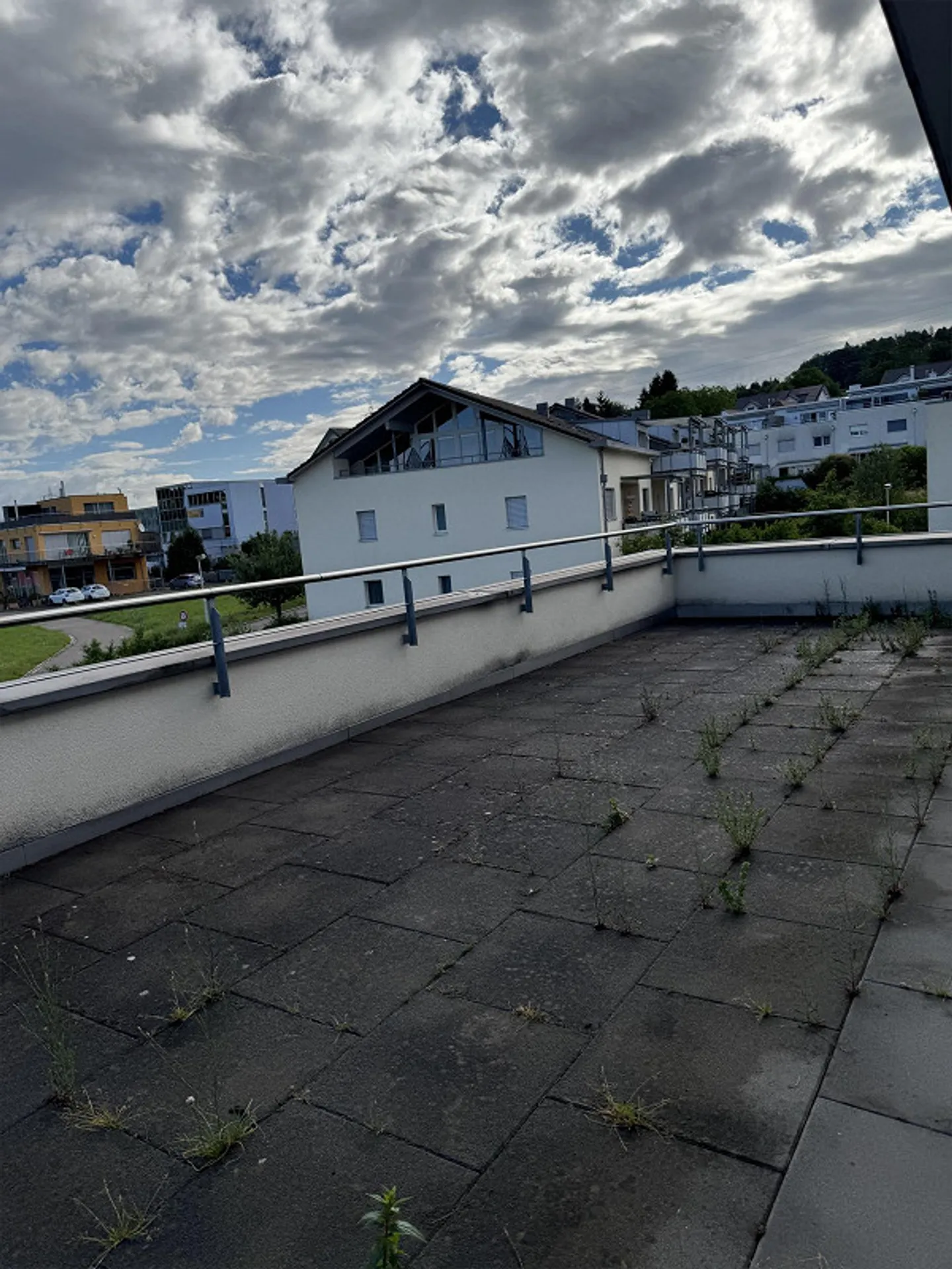 Geräumige Attikawohnung mit Terrassen - Foto 16 von 24