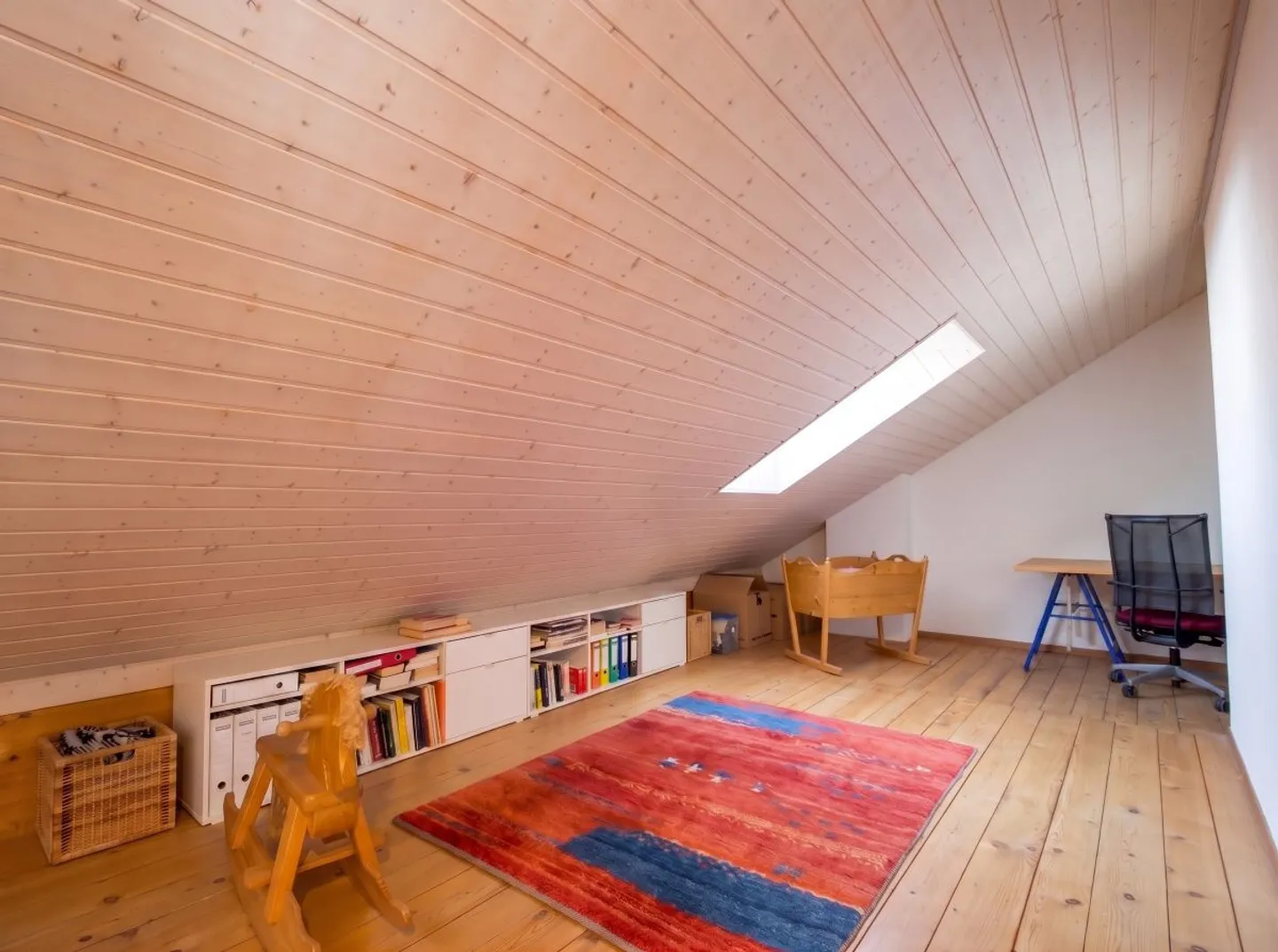 Apartment for Sale in Belmont - 4.5 Rooms with 120m2, Garage and Gallery - Photo 13 of 13