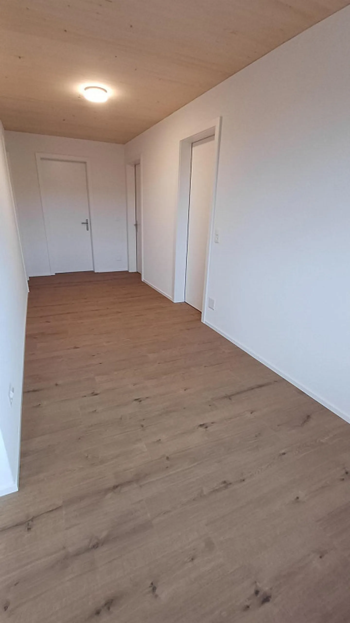 FIRST RENTAL: 5-room attic apartment (3rd floor) 140m2 with loggia - Photo 9 of 18