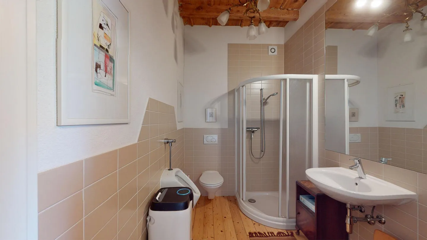 Maison unifamiliale rénovée et charmante dans le cœur historique du village - Photo 23 sur 30
