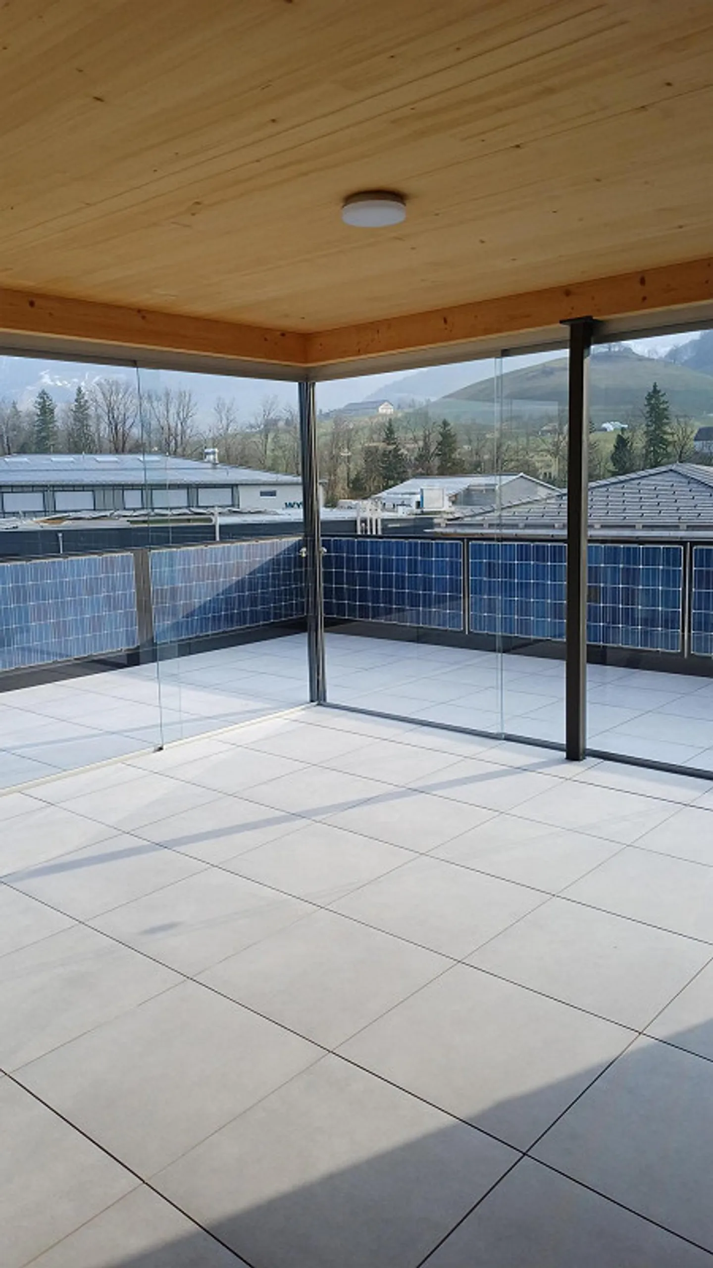 FIRST RENTAL: 5-room attic apartment (3rd floor) 140m2 with loggia - Photo 16 of 18