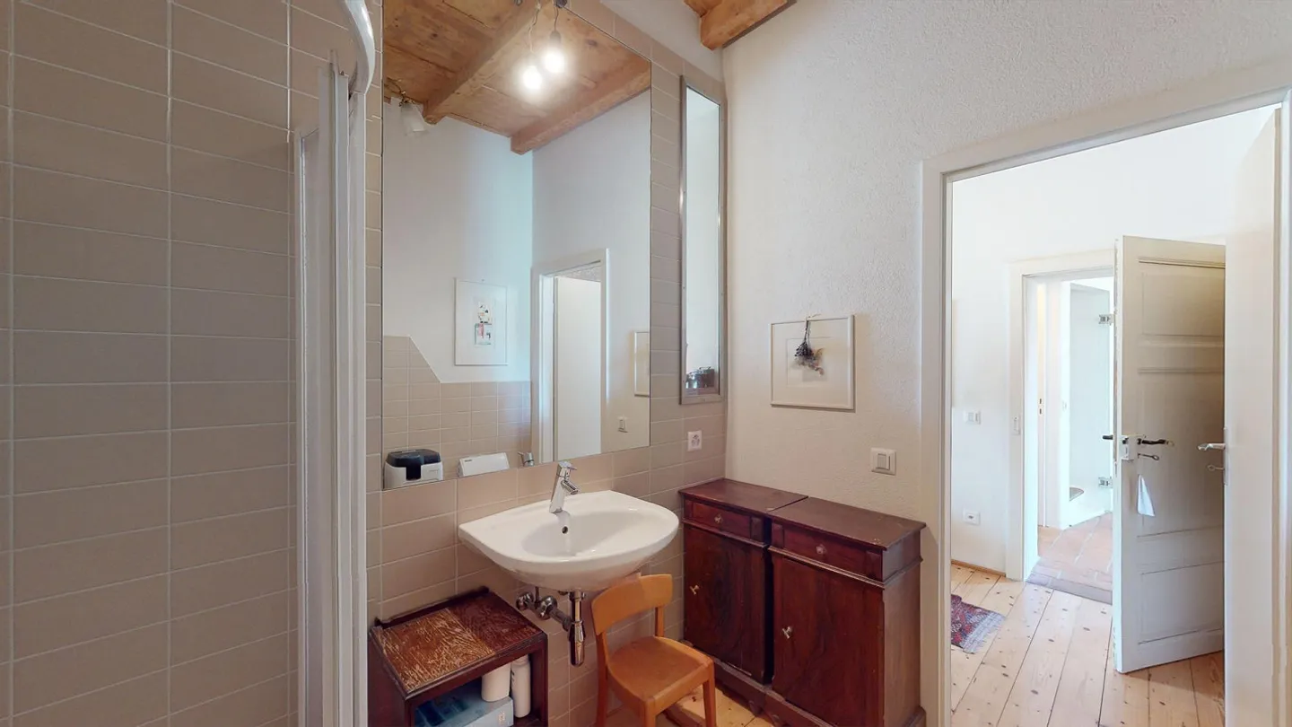 Maison unifamiliale rénovée et charmante dans le cœur historique du village - Photo 24 sur 30