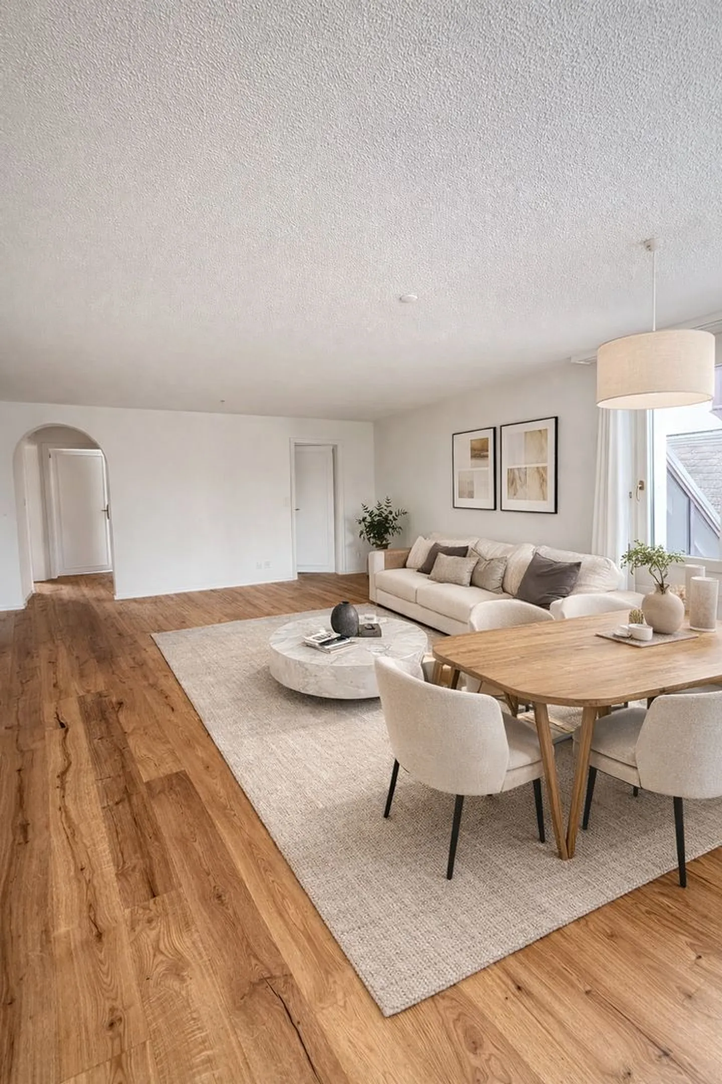 Appartement élégant de 3,5 pièces au 3ème étage avec balcon - Photo 1 sur 6