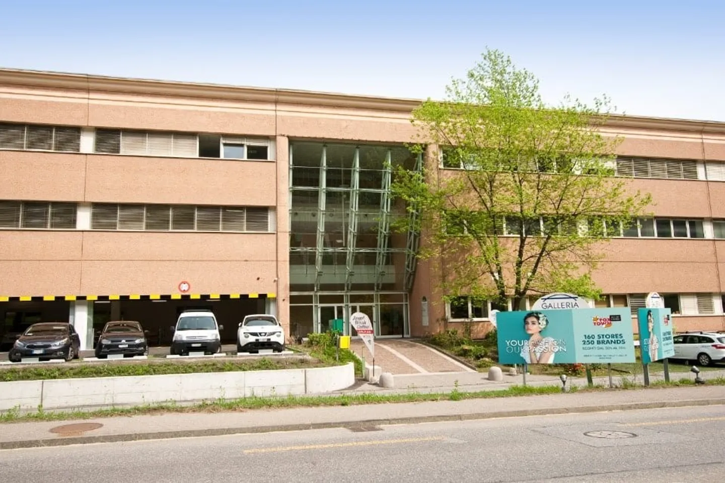 LUGANO NORD - Helle Bürofläche von 990 m² zu vermieten (Ref. 210) - Foto 11 von 20