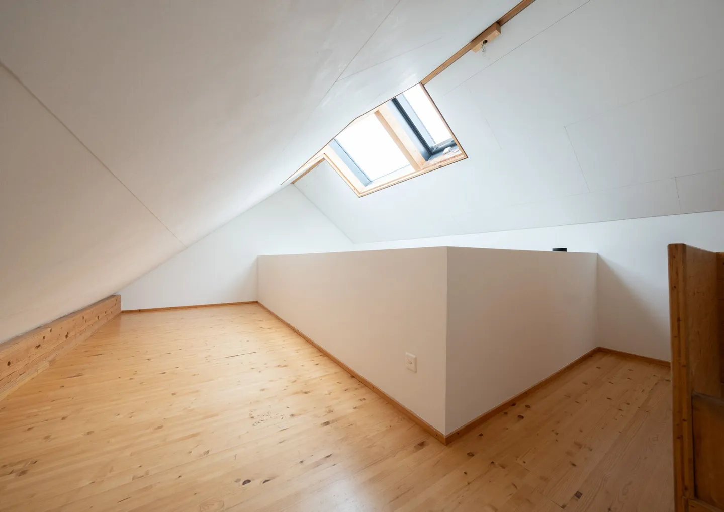 Appartement en coin en duplex de 4,5 pièces au centre - Photo 16 sur 18