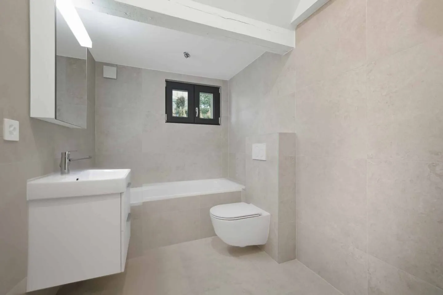 Charming Individual Villa - Photo 13 of 13