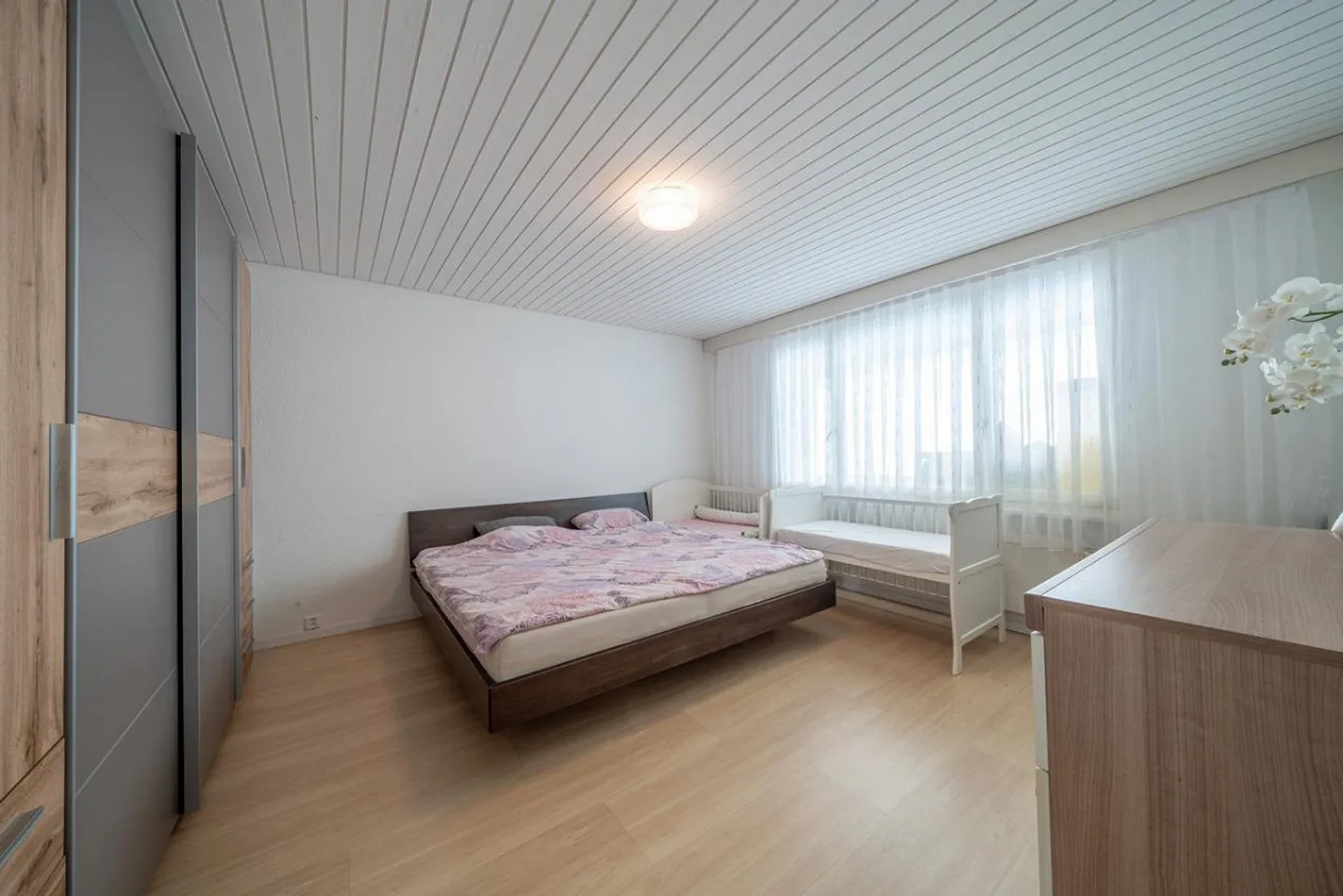 Central Residential and Commercial Property - Photo 4 of 7