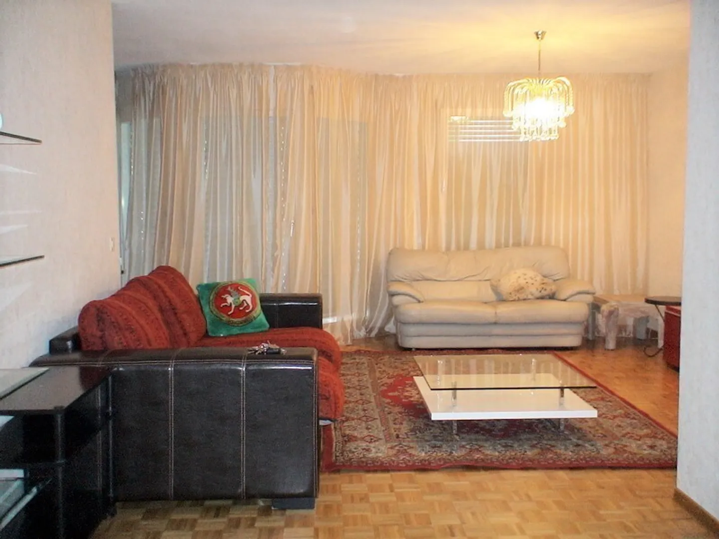 APPARTAMENTO 4½ STANZE A GINEVRA - CHÂTELAINE, ARREDATO - Foto 1 di 10