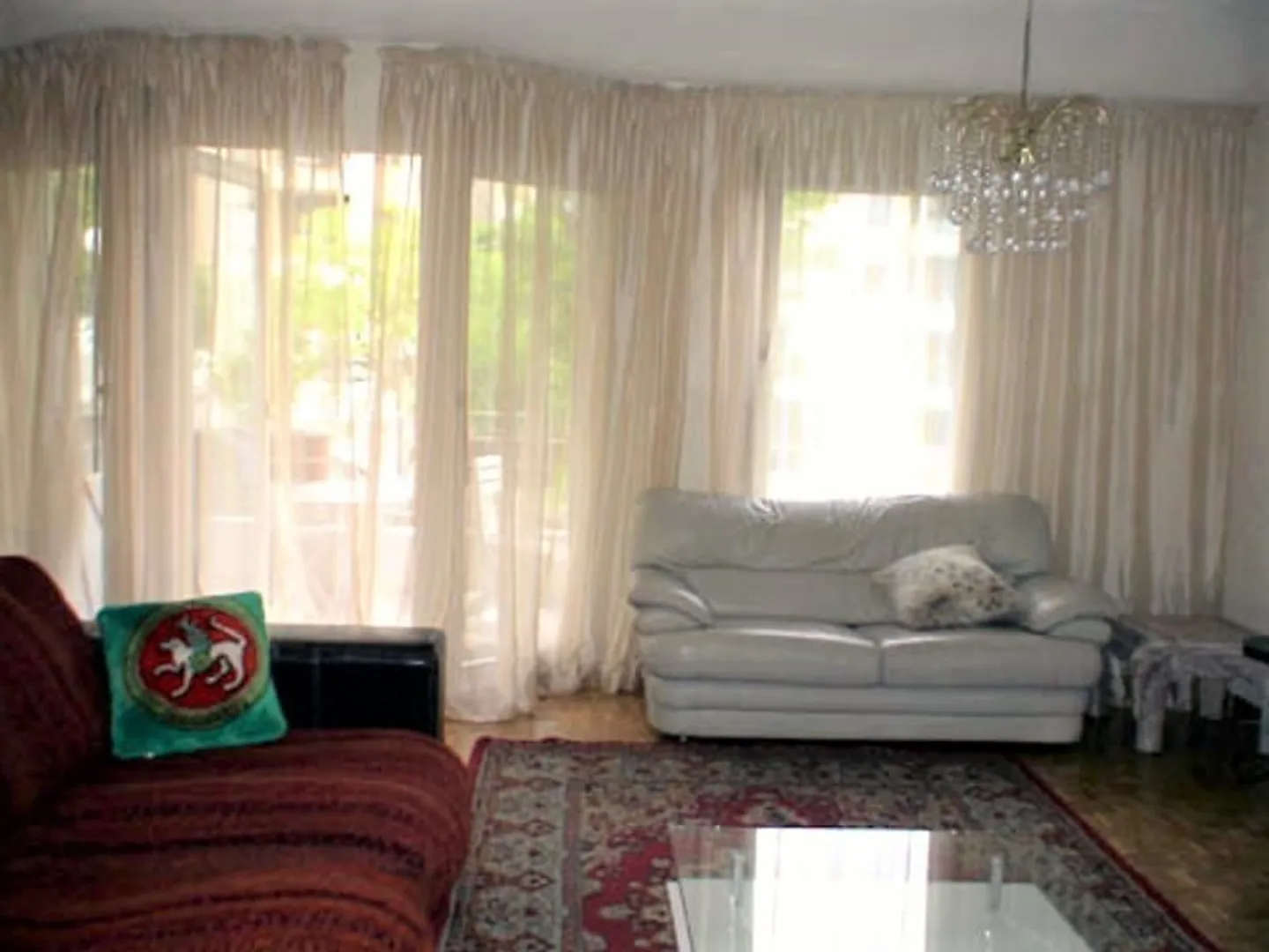 APPARTAMENTO 4½ STANZE A GINEVRA - CHÂTELAINE, ARREDATO - Foto 2 di 10