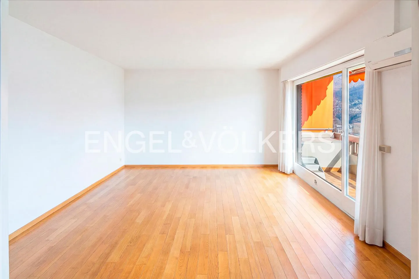 Charmante Wohnung mit Seeblick - Foto 4 von 12