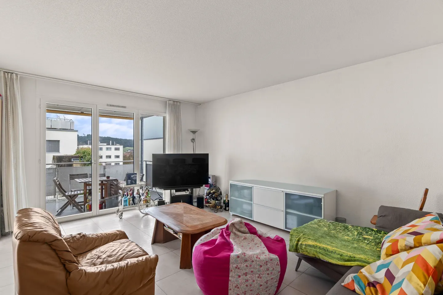 Living with a sense of well-being in the best location - Photo 5 of 13