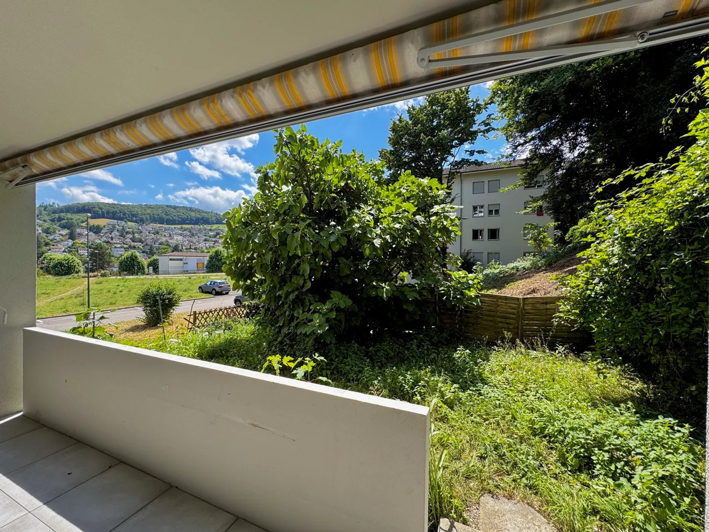 Hochwertig sanierte Wohnung mit Balkon und Parkplatz - Foto 4 von 9