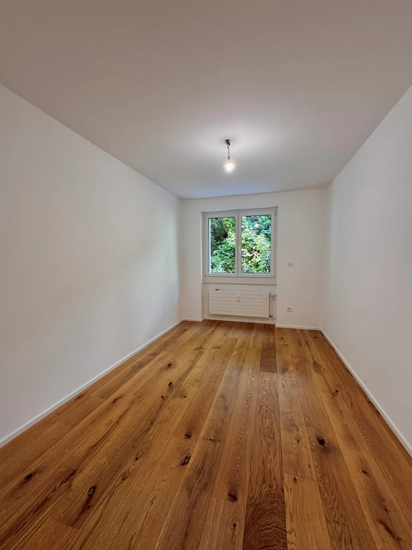 Hochwertig sanierte Wohnung mit Balkon und Parkplatz - Foto 8 von 9