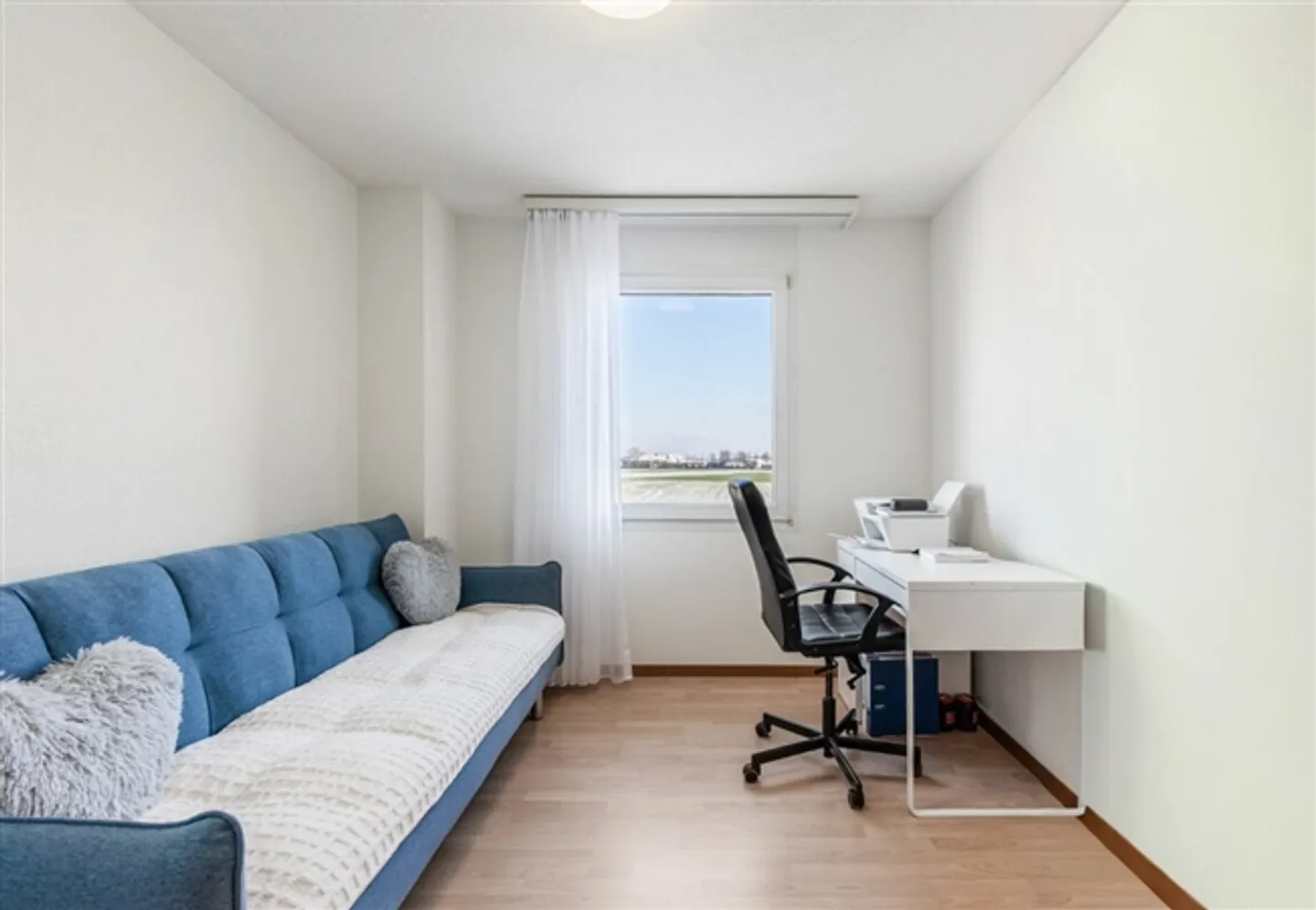 Appartamento luminoso di 4,5 stanze in una posizione tranquilla e centrale a Derendingen! - Foto 13 di 19