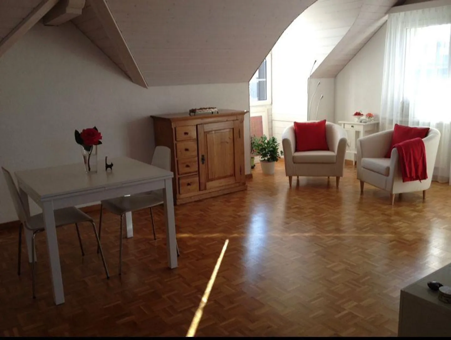 Sous-locataire appartement 2,5 pièces à Widnau - Photo 2 sur 8