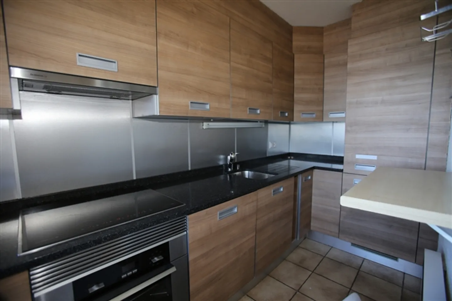 Charming apartment with garden and breathtaking view of Lake Geneva - Photo 6 of 7