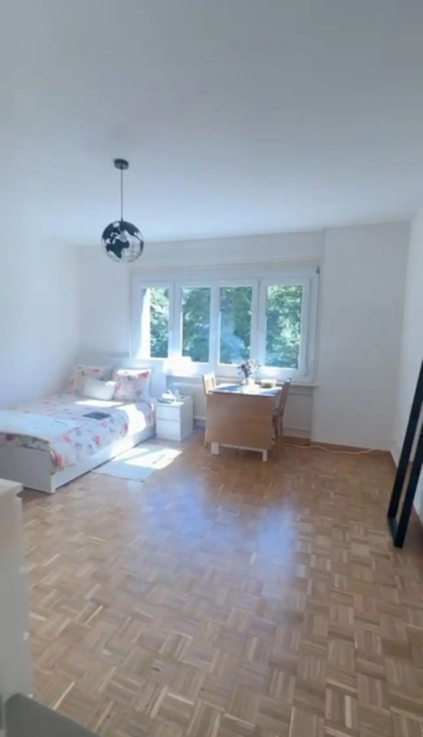 Studio located in Charmilles - Photo 1 of 4