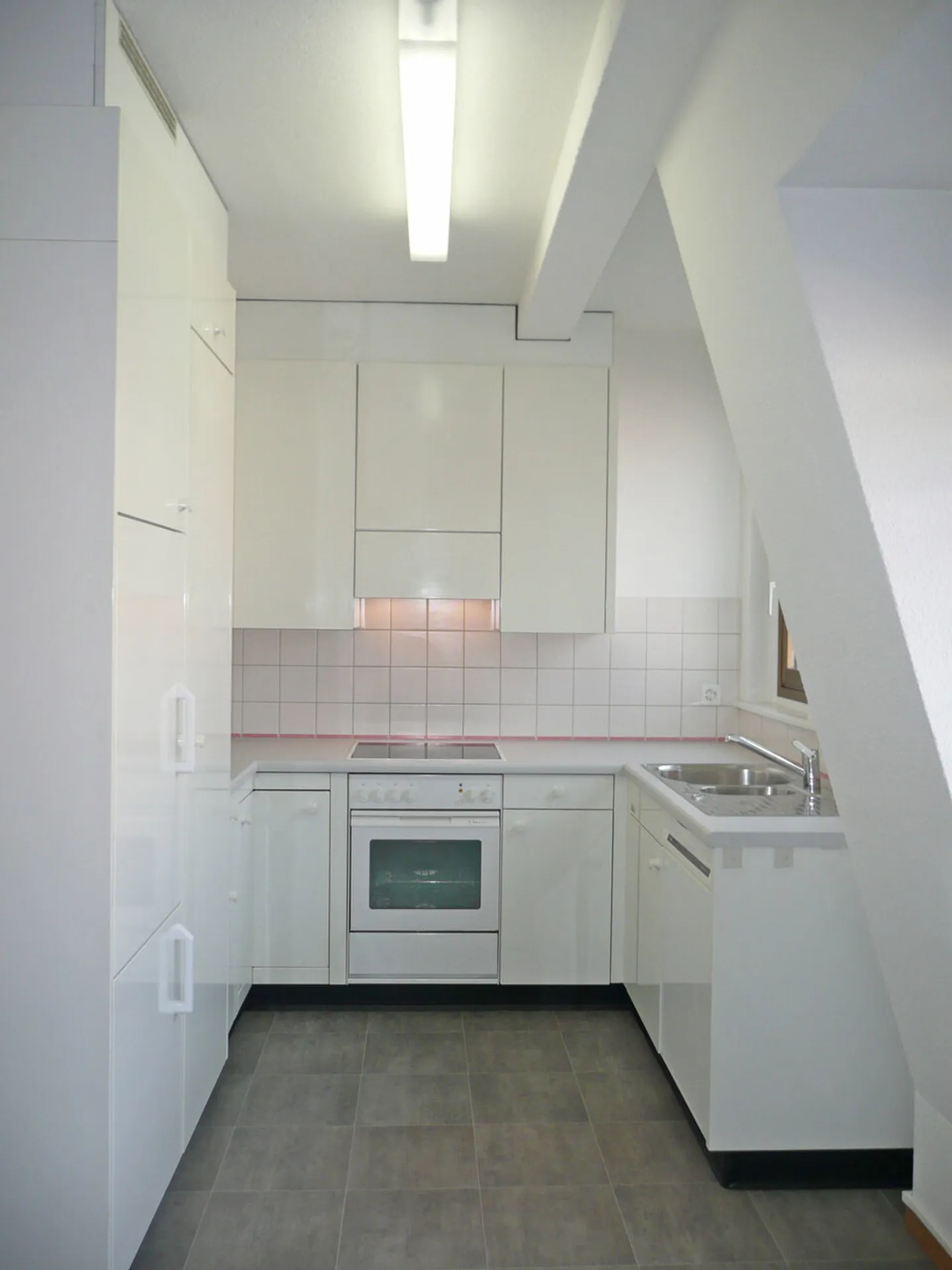 2.5 Room Apartment - Photo 5 of 6