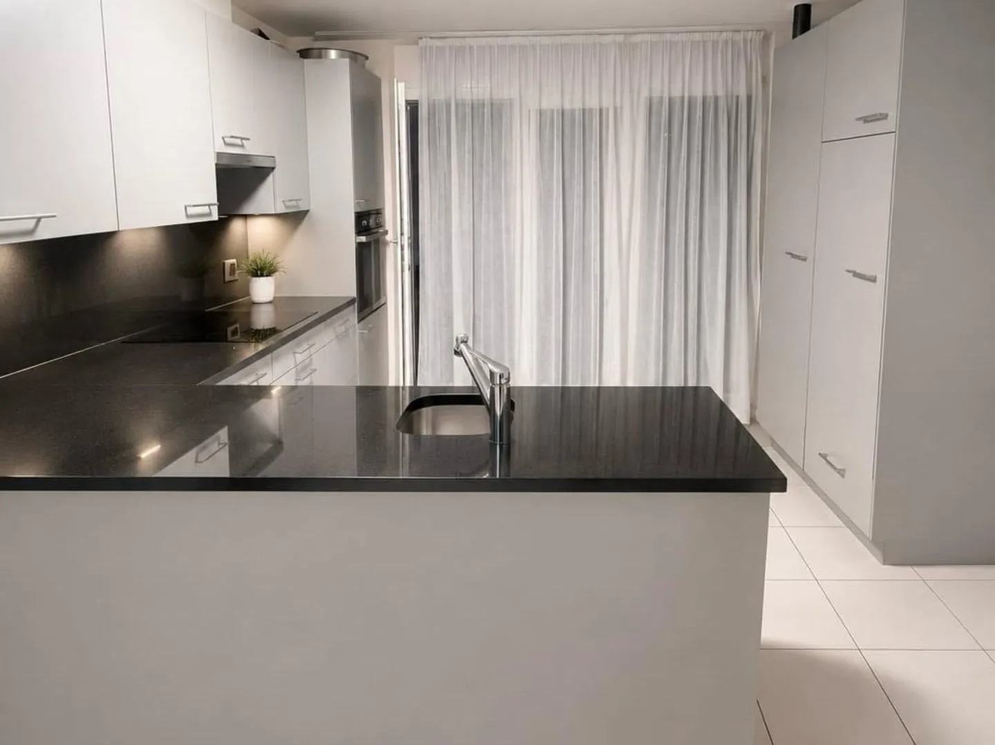 Appartement moderne et familial de 4,5 pièces dans un emplacement calme - Photo 1 sur 8