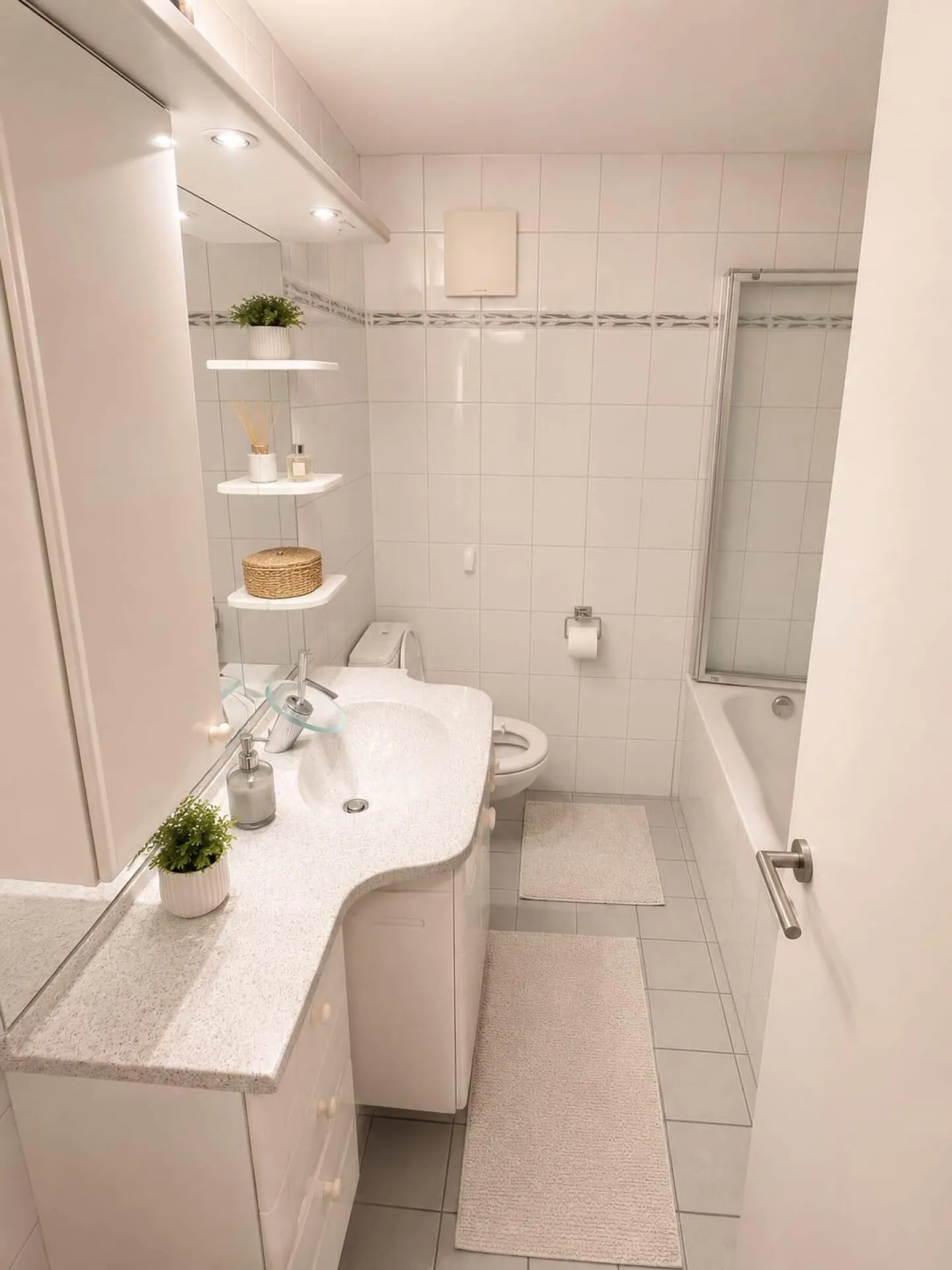 Appartement moderne et familial de 4,5 pièces dans un emplacement calme - Photo 7 sur 8
