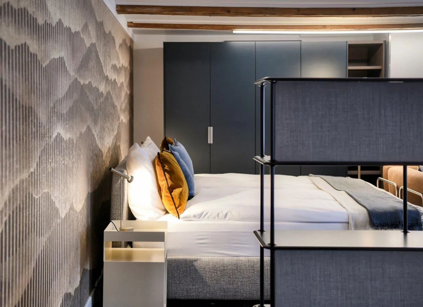 Nuovo loft arredato in una posizione molto centrale ad Altdorf - Foto 4 di 13