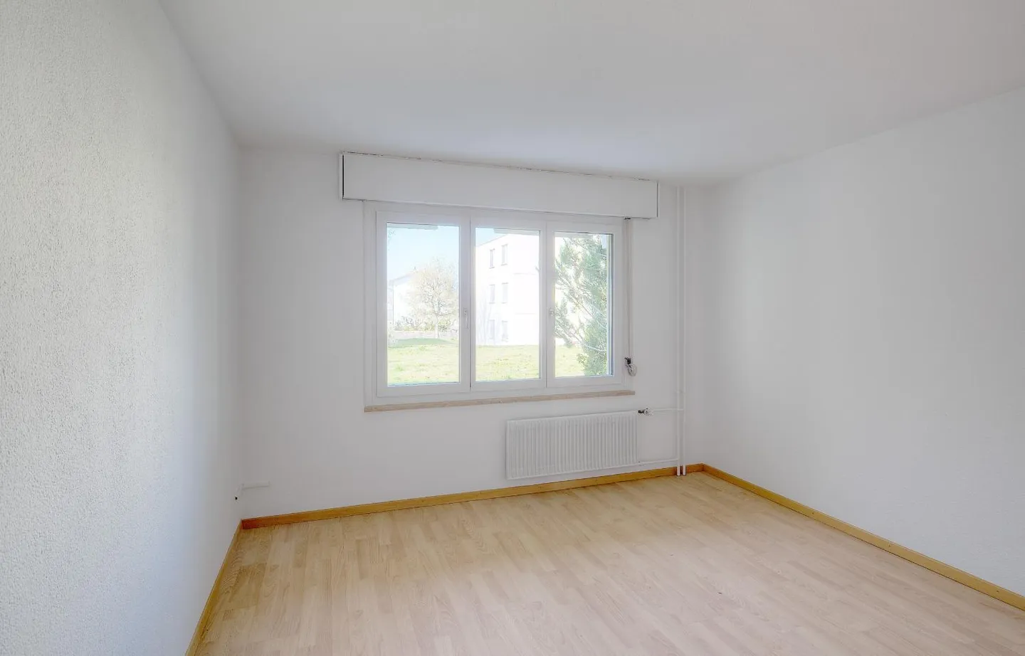 Helles Apartment mit Balkon - Foto 6 von 7