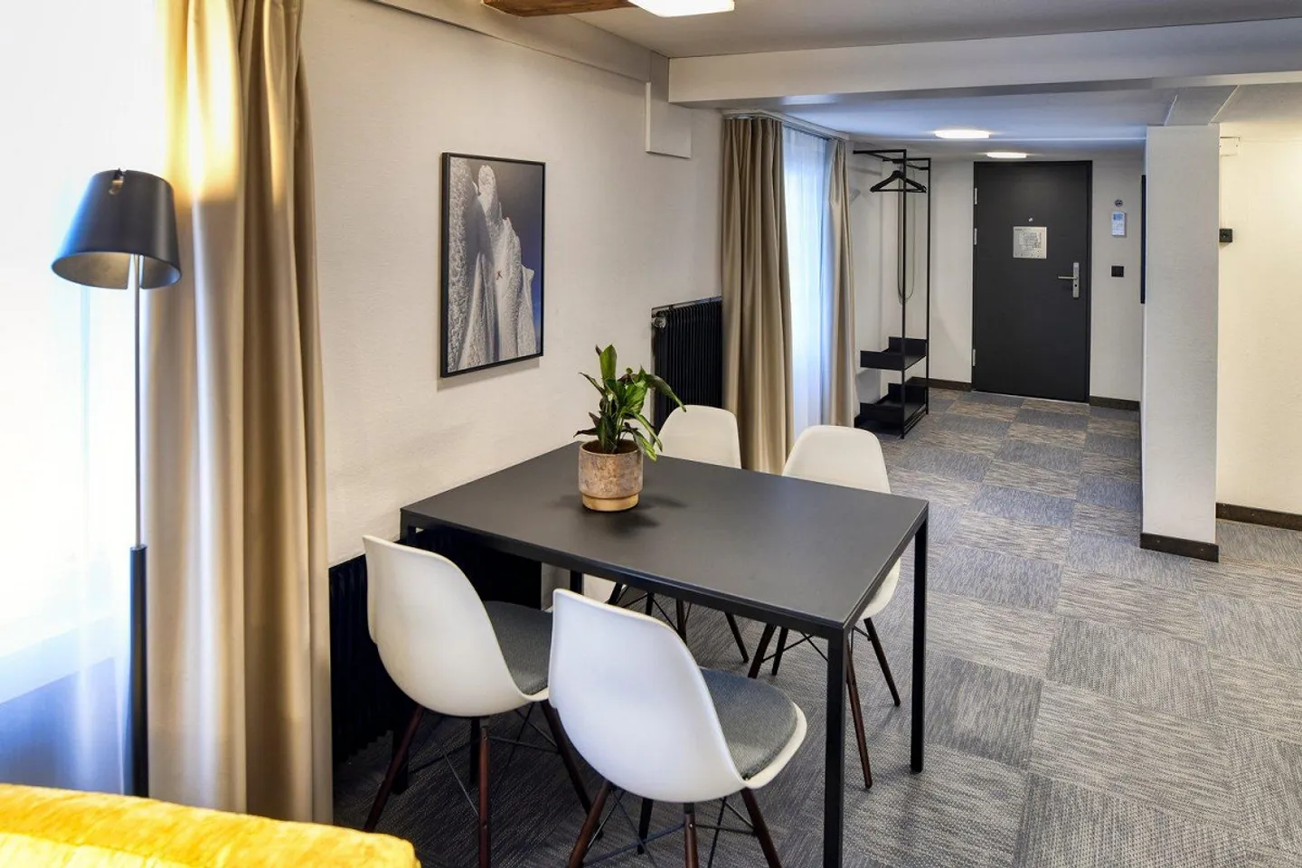 Nuovo loft arredato in una posizione molto centrale ad Altdorf - Foto 12 di 13