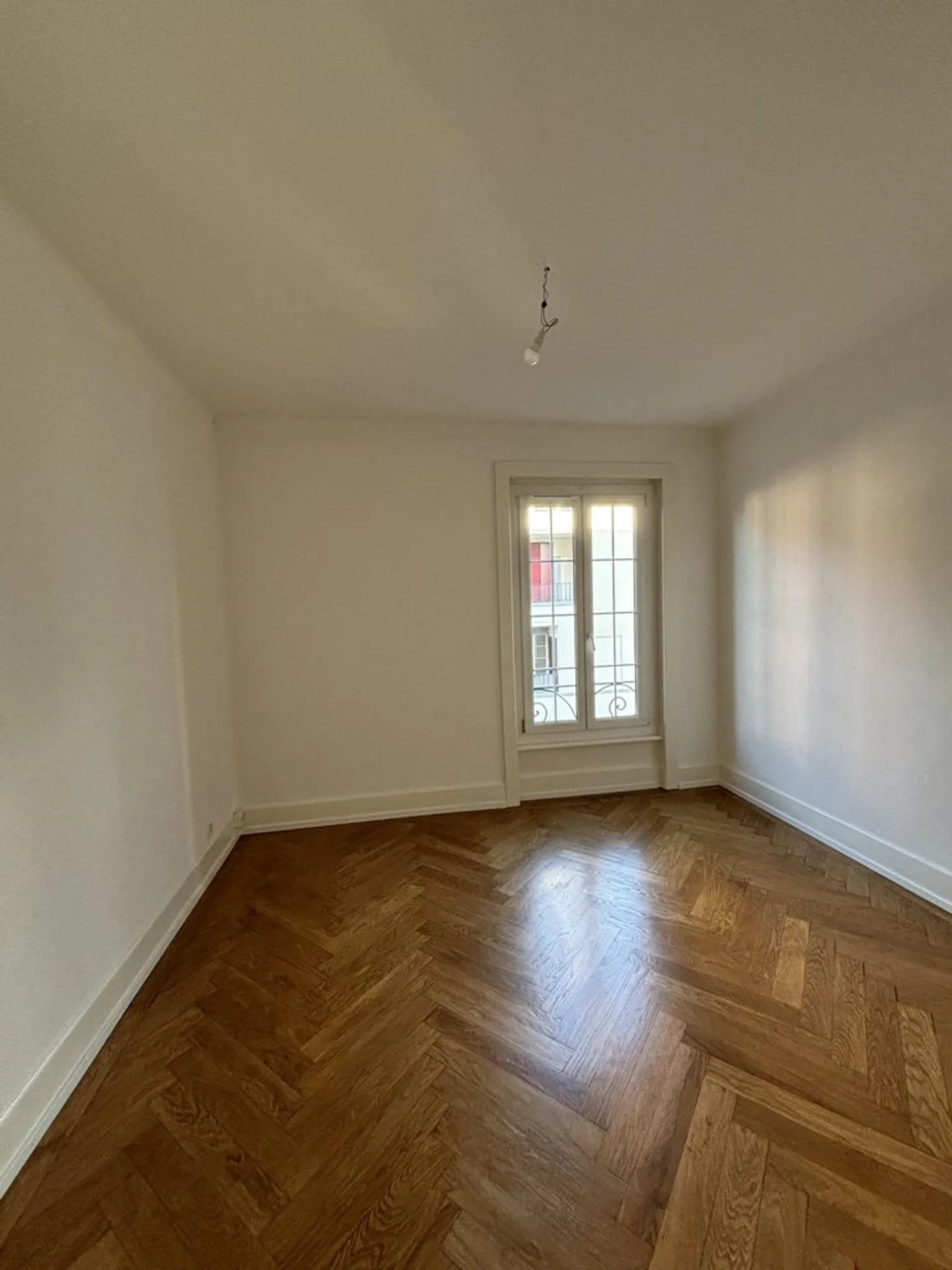 Charming Apartment in Pully - Photo 3 of 5
