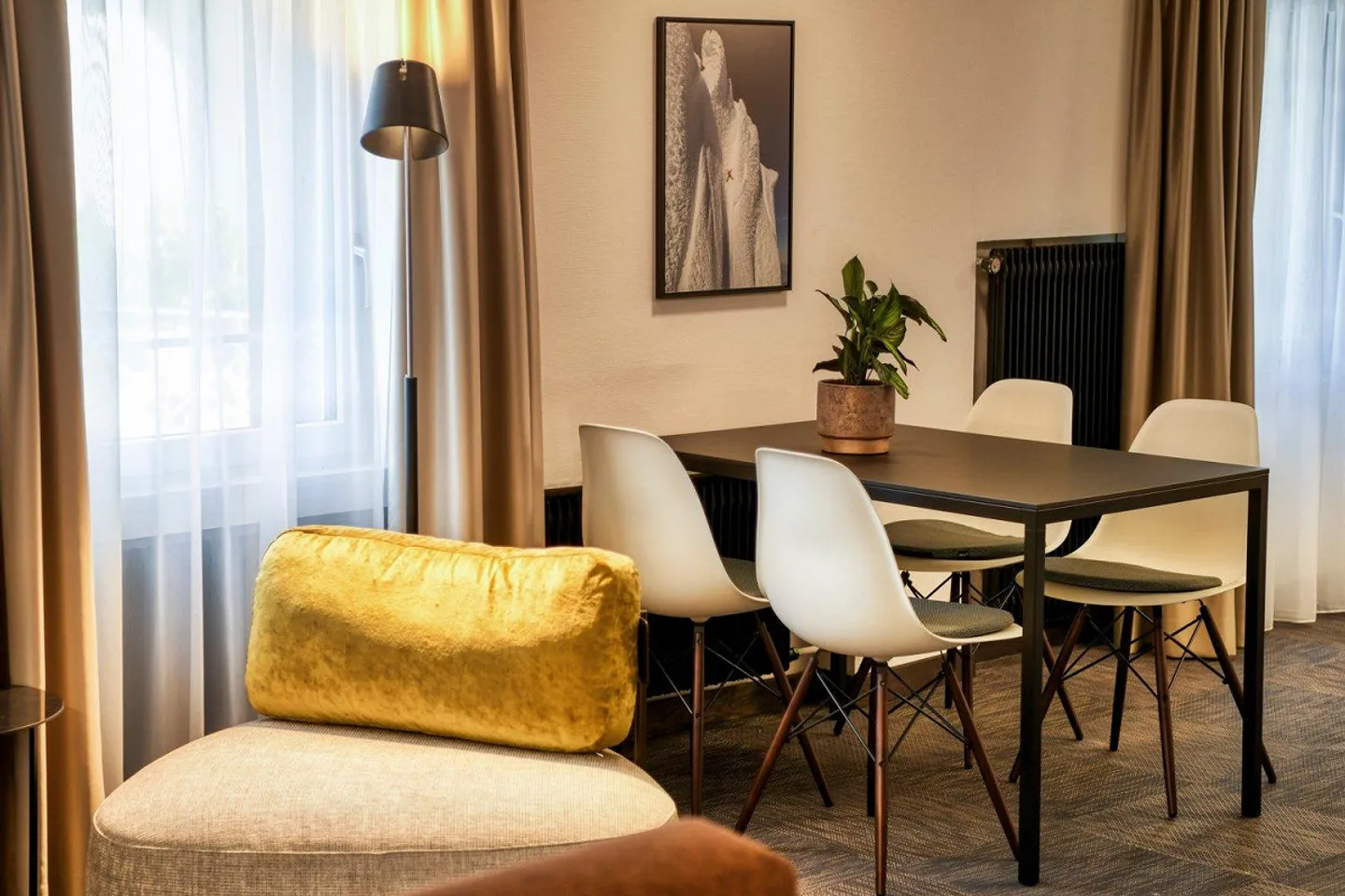 Nuovo loft arredato in una posizione molto centrale ad Altdorf - Foto 11 di 13