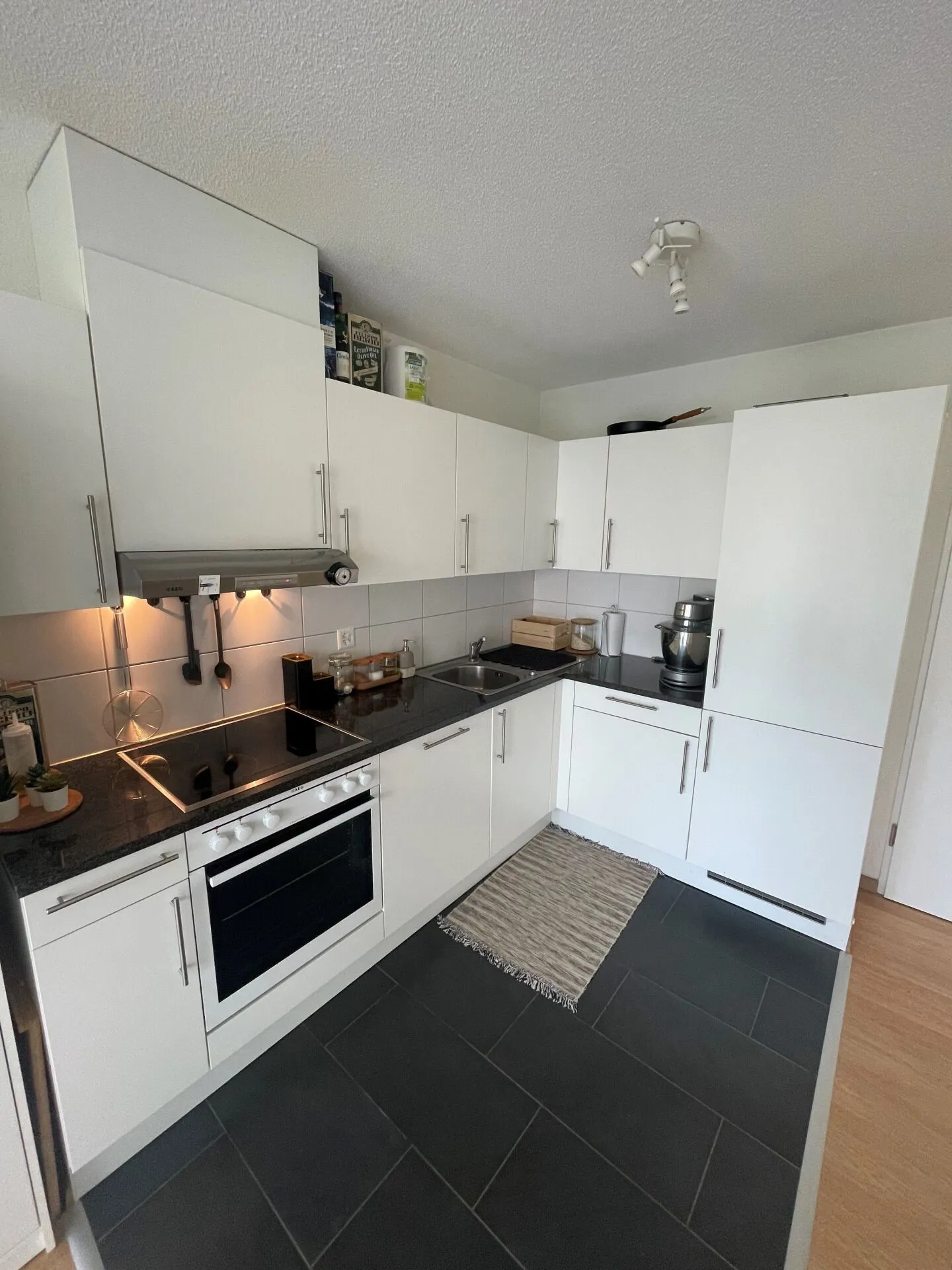 Proprio WM/TU nell'appartamento - Foto 3 di 9