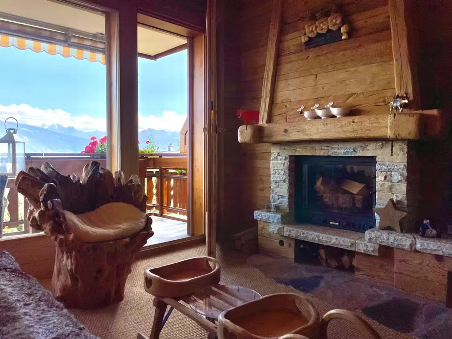 Appartement Charmant avec Vue Montagne - Photo 4 sur 13