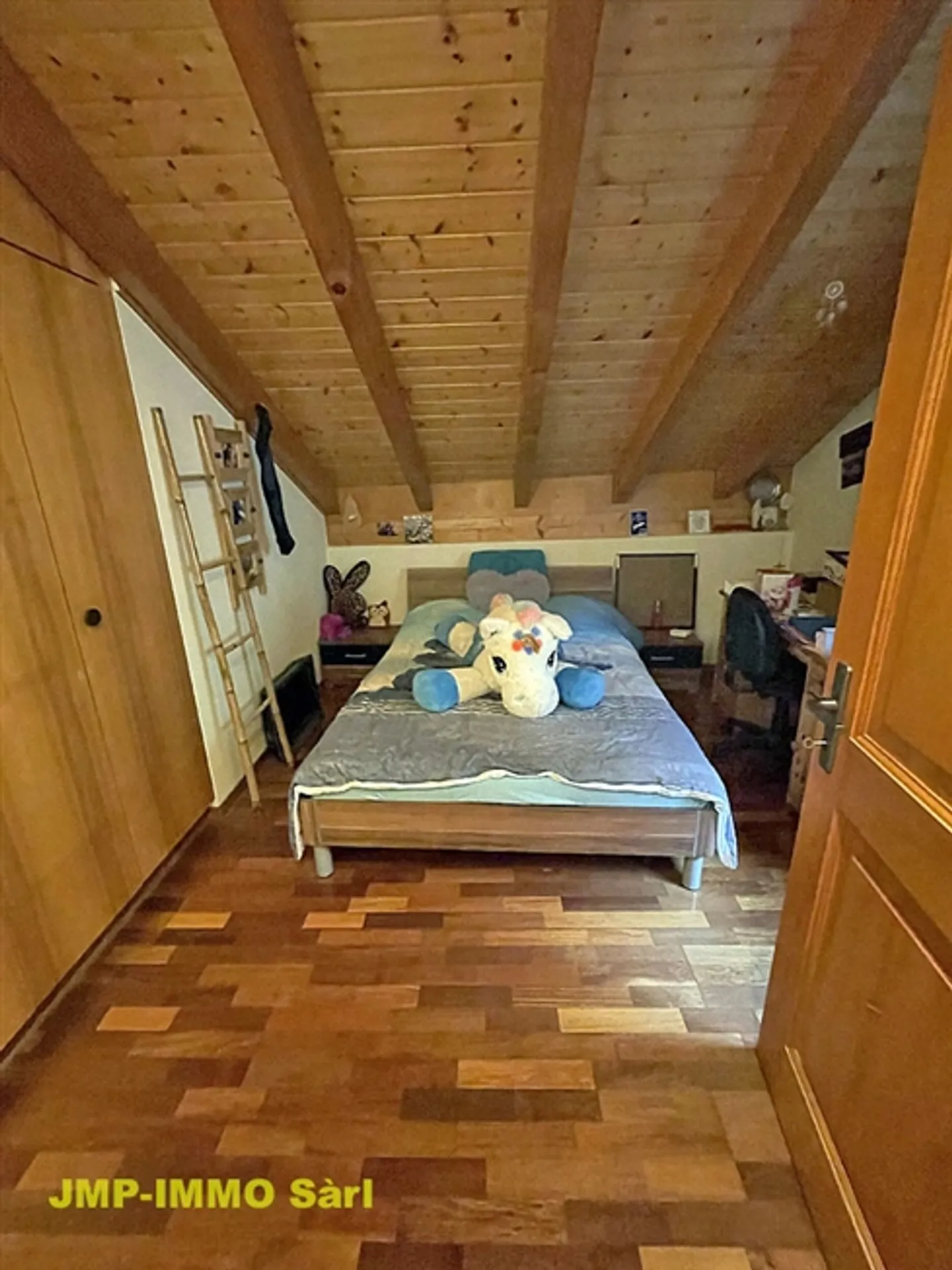 Very beautiful house with character - Photo 17 of 20