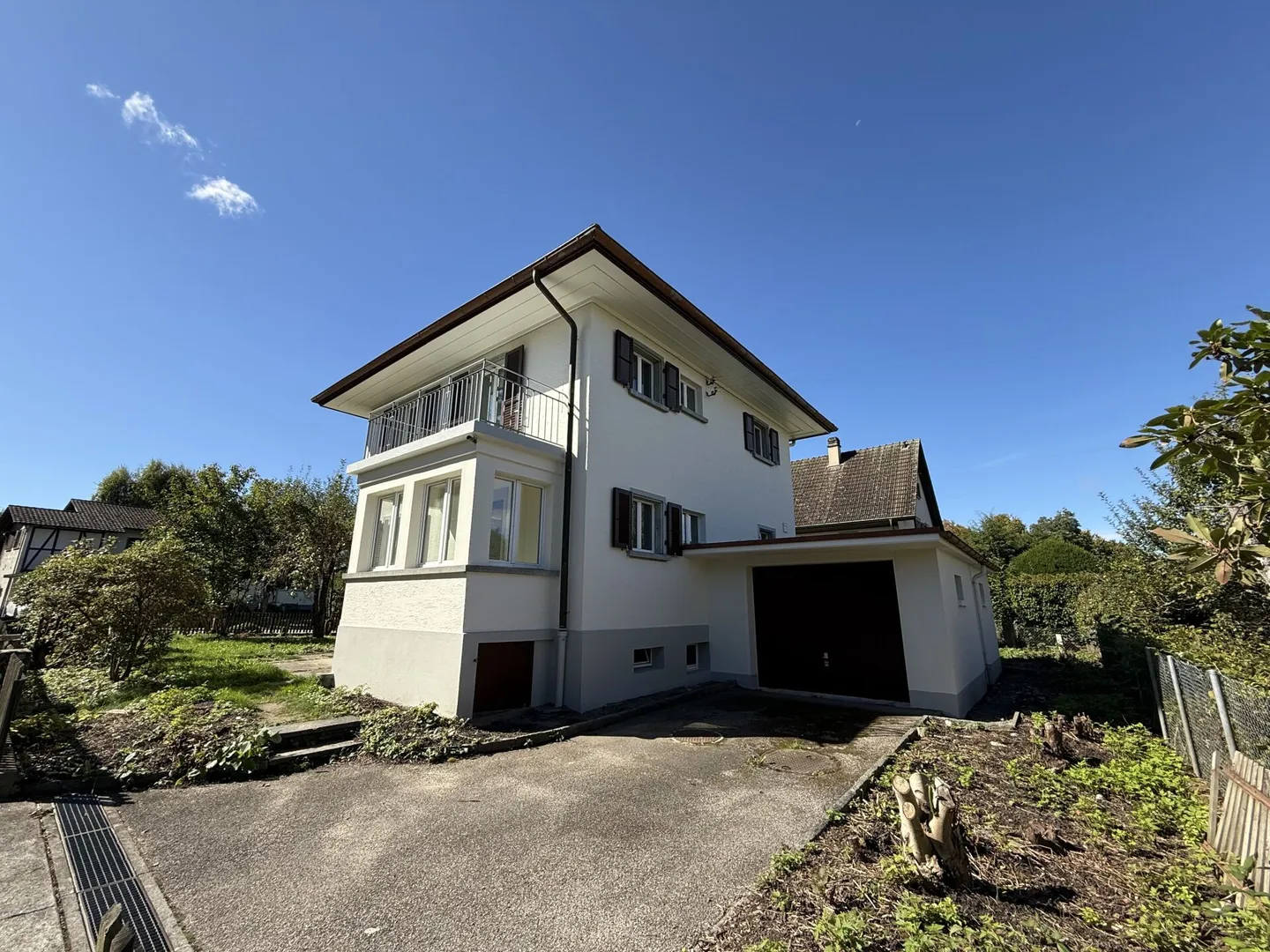 6 Room Single Family House in Langenthal - Photo 1 of 17