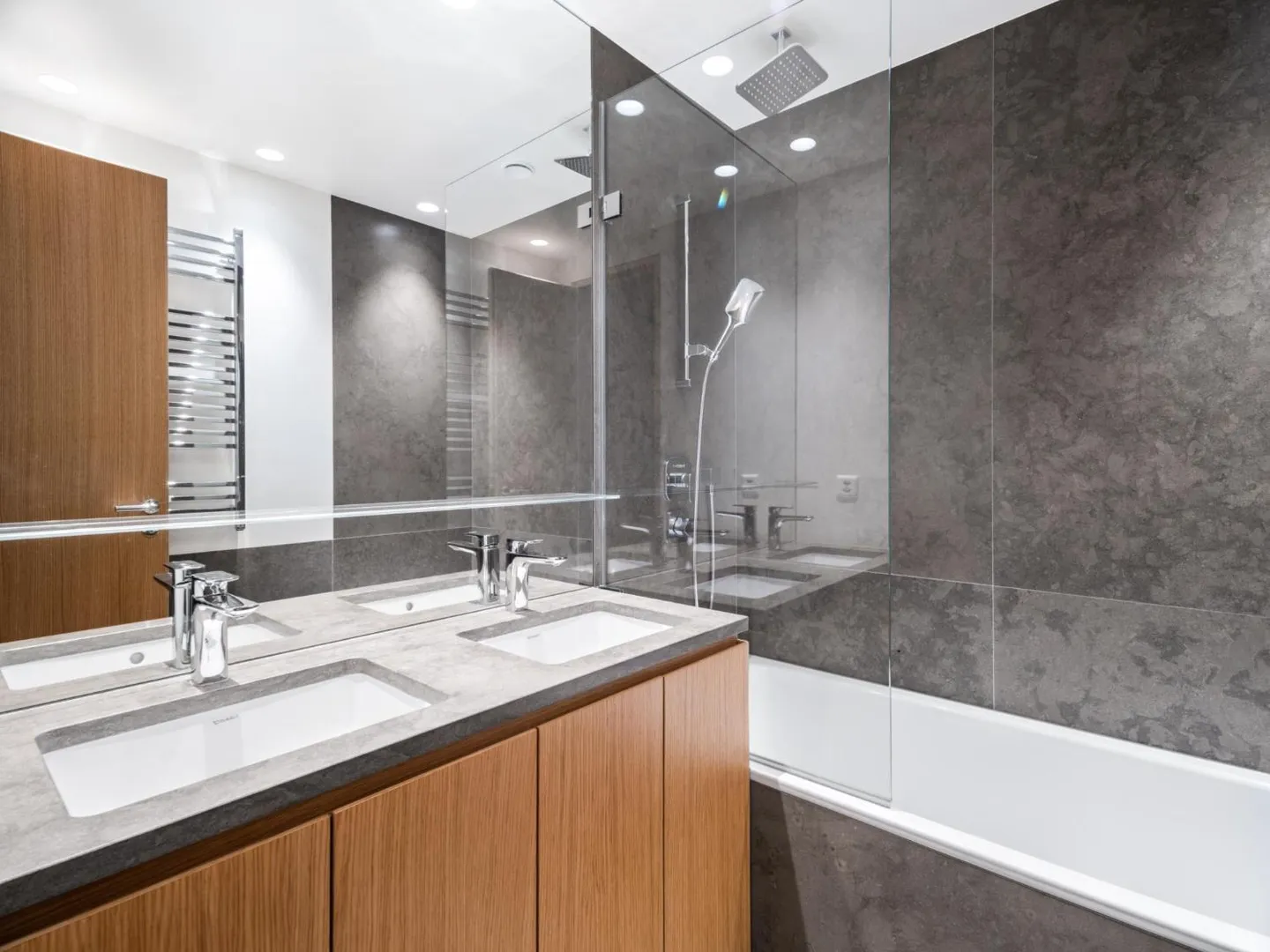 Wunderschönes Penthouse mit Aufzug - Foto 9 von 12