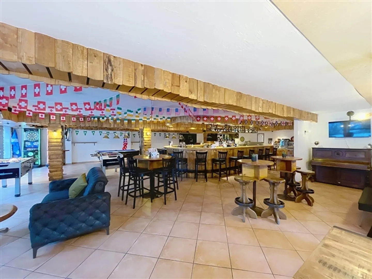 Charmante Bar/Restaurant in Grimentz - Foto 7 von 12