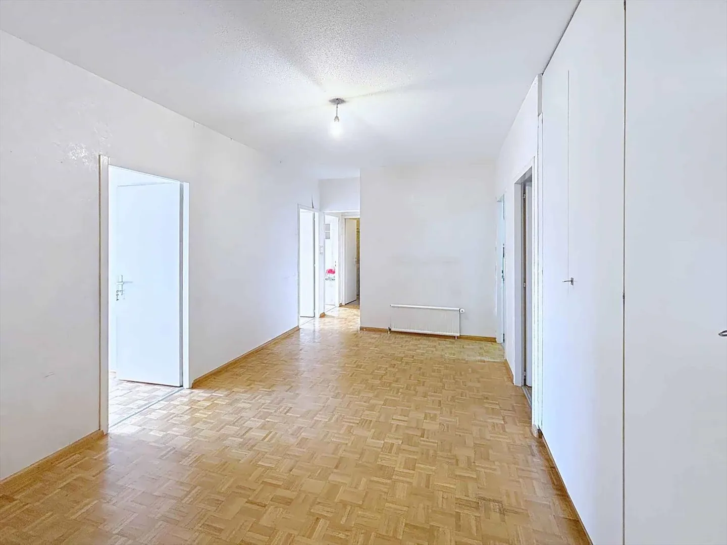 Appartamento in vendita - Foto 4 di 10