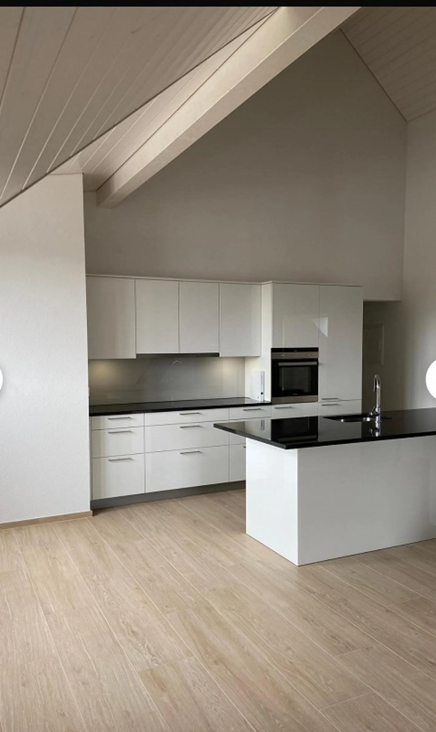 Appartamento attico di 5,5 locali - Foto 3 di 7