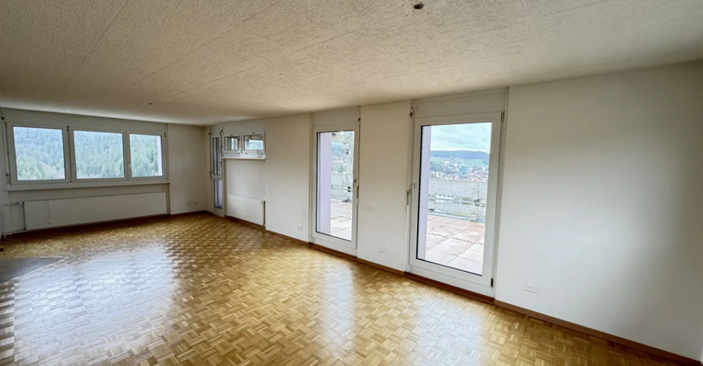 Duplex with generous volumes and 2 terraces - Photo 4 of 10
