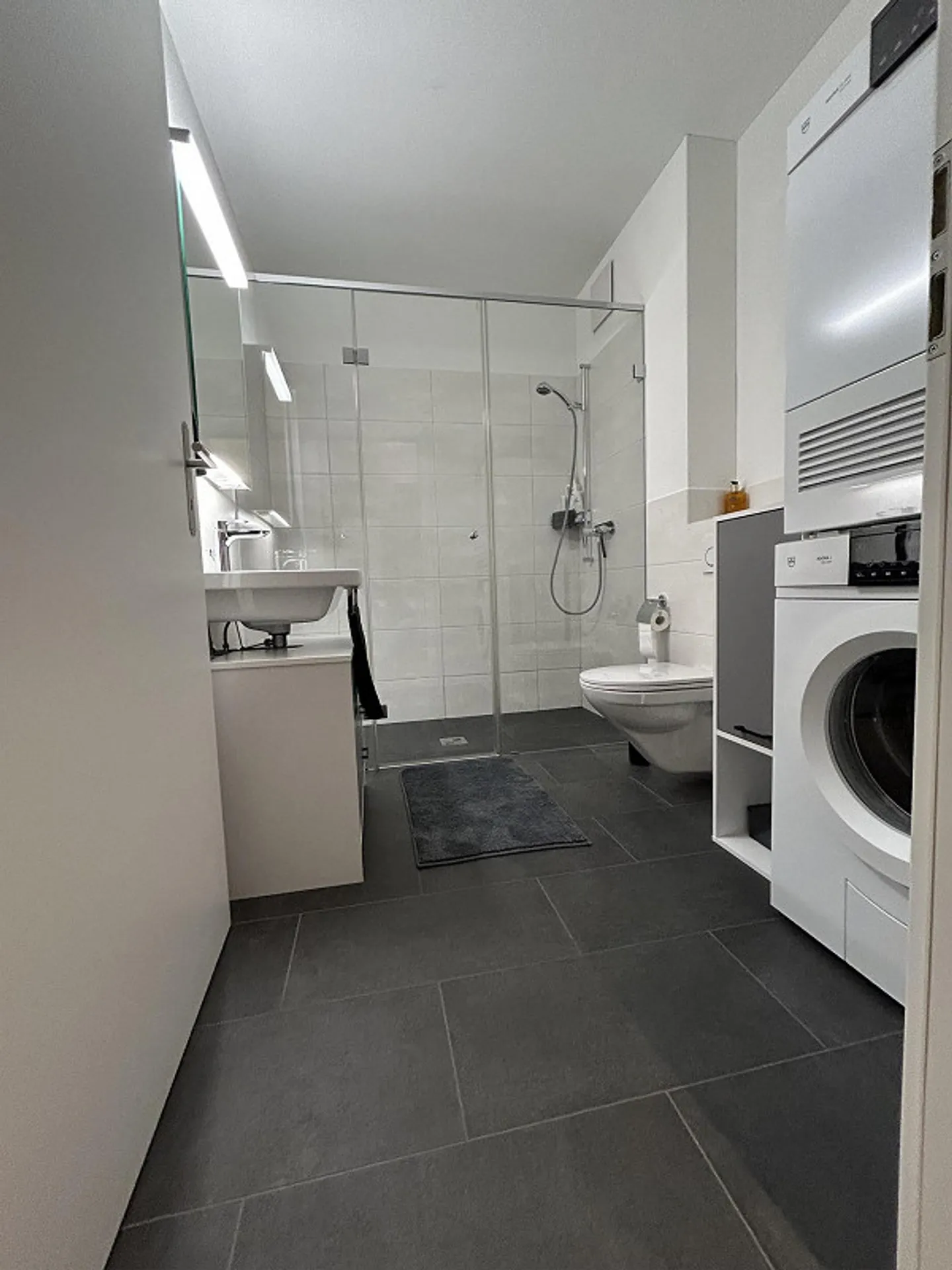 Helle 2,5 Zimmer Wohnung - Foto 5 von 9