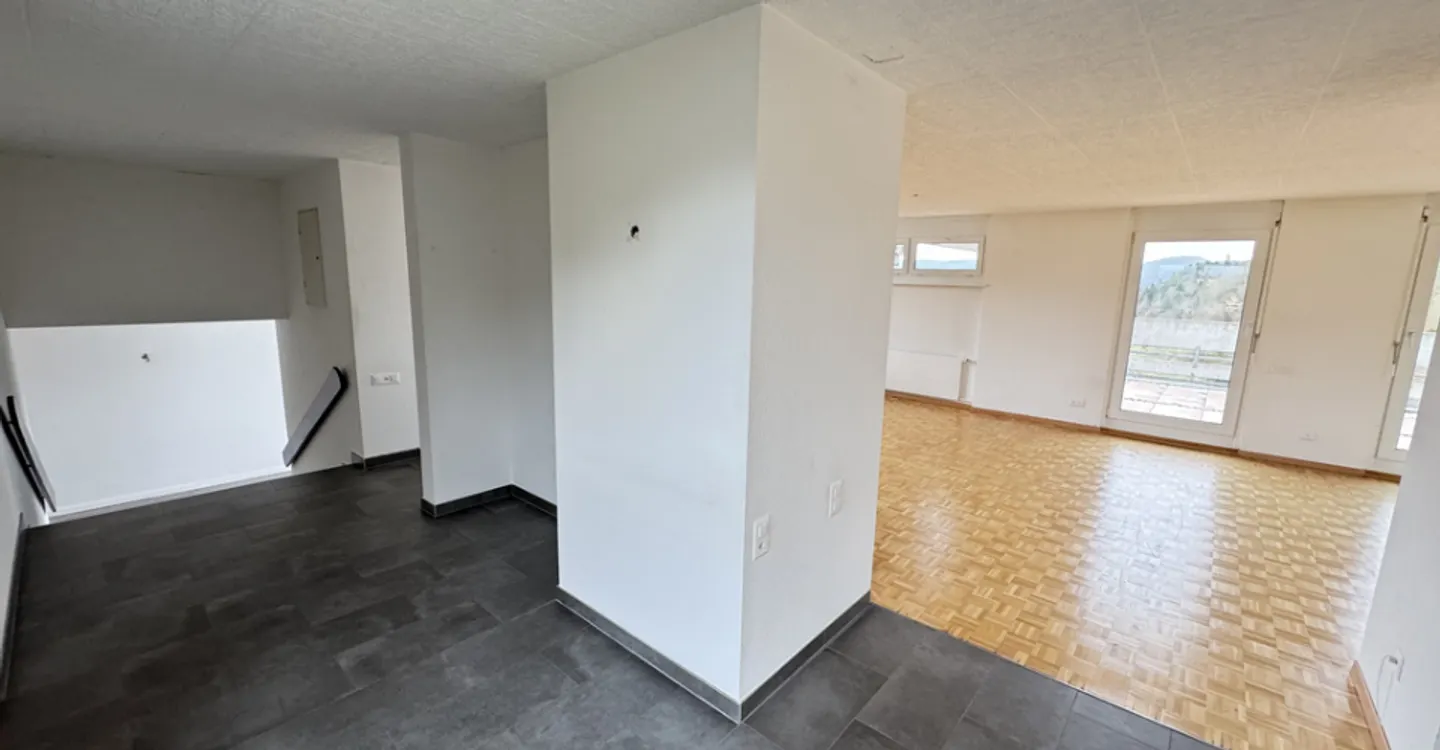 Duplex with generous volumes and 2 terraces - Photo 10 of 10