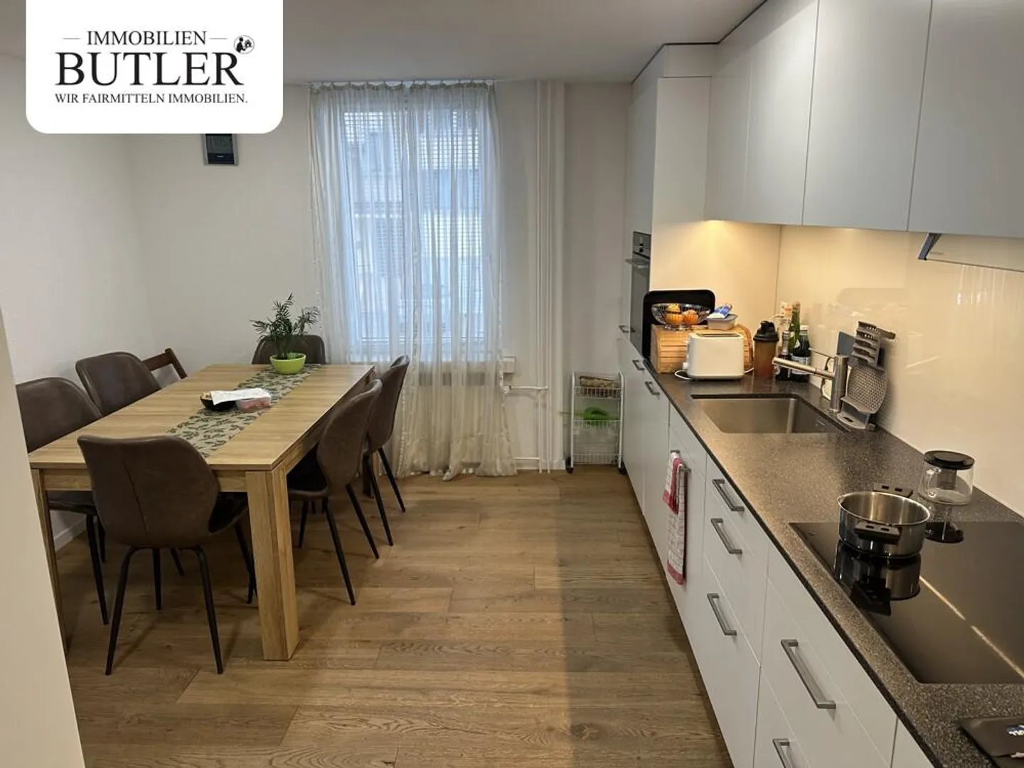 Appartamento moderno con vista sul lago - Foto 1 di 9