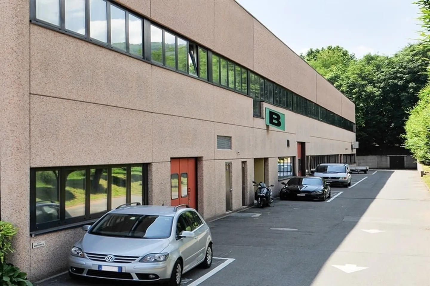 LUGANO NORD/BIOGGIO - À LOUER BUREAU LUMINEUX DE 140 M² (réf. 003) - Photo 10 sur 14